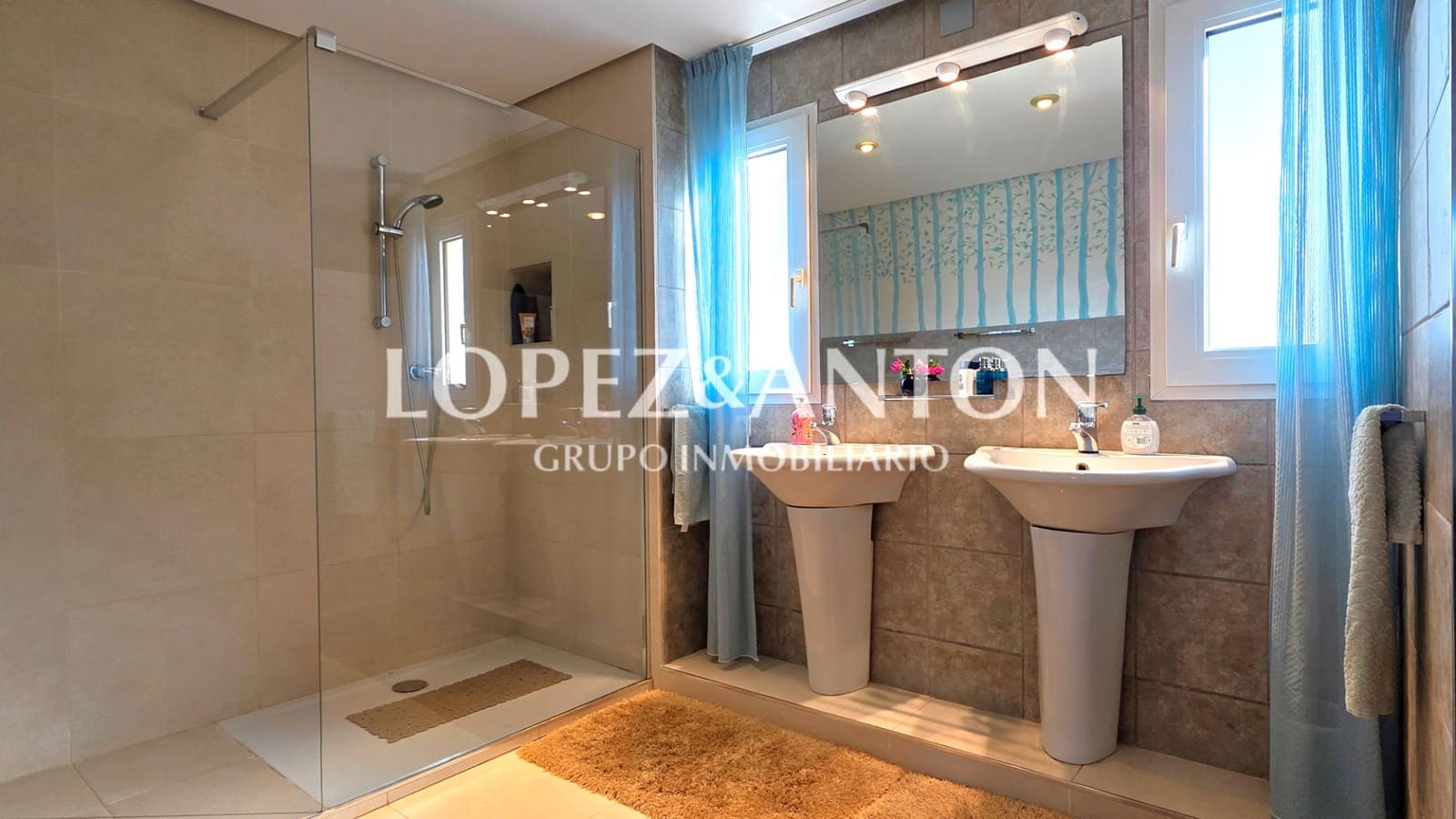 5 Zimmer Villa zu verkaufen in L'Eliana mit Pool Garage - 925.000 € (Ref: 9460854)