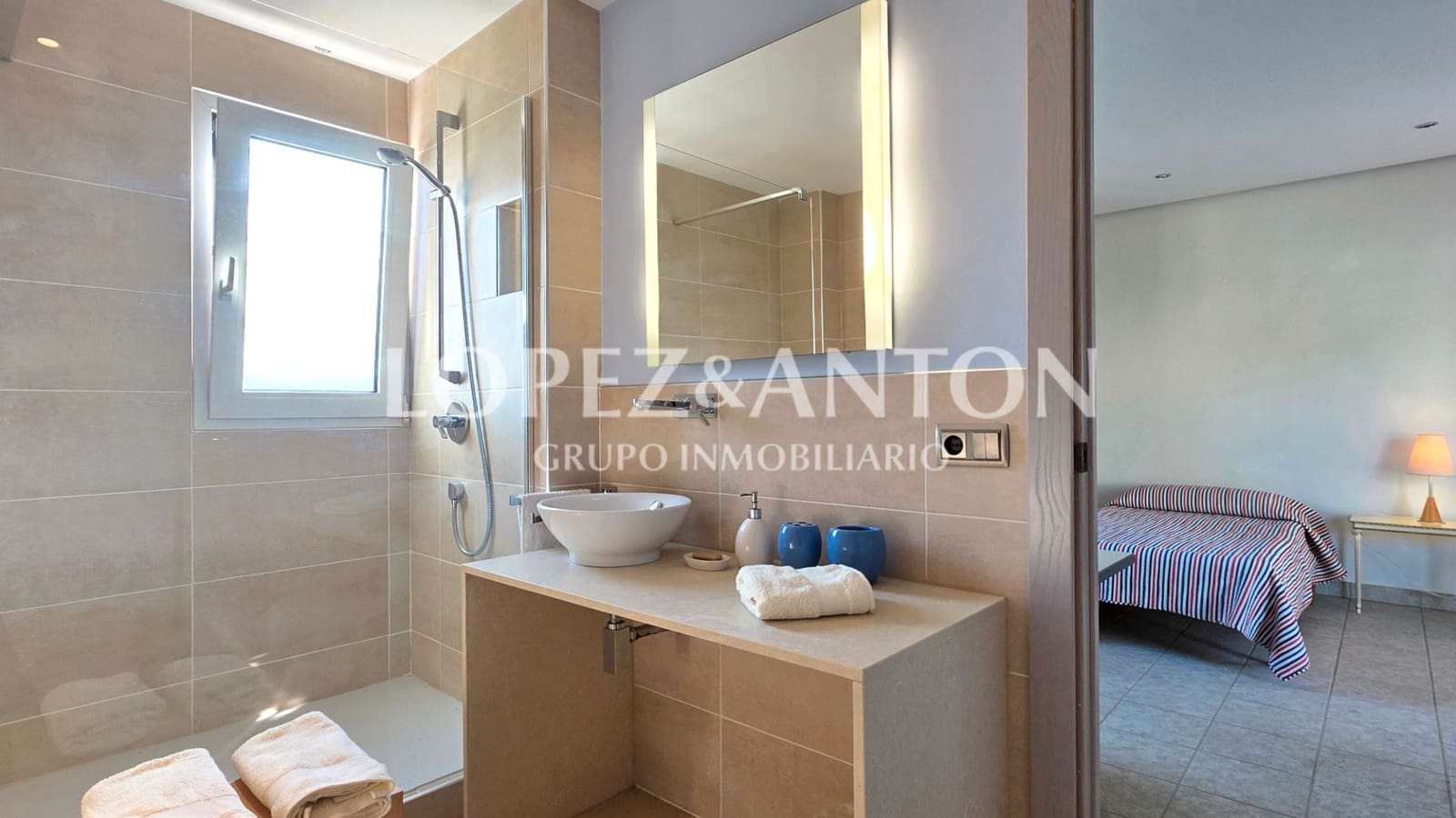 5 Zimmer Villa zu verkaufen in L'Eliana mit Pool Garage - 925.000 € (Ref: 9460854)