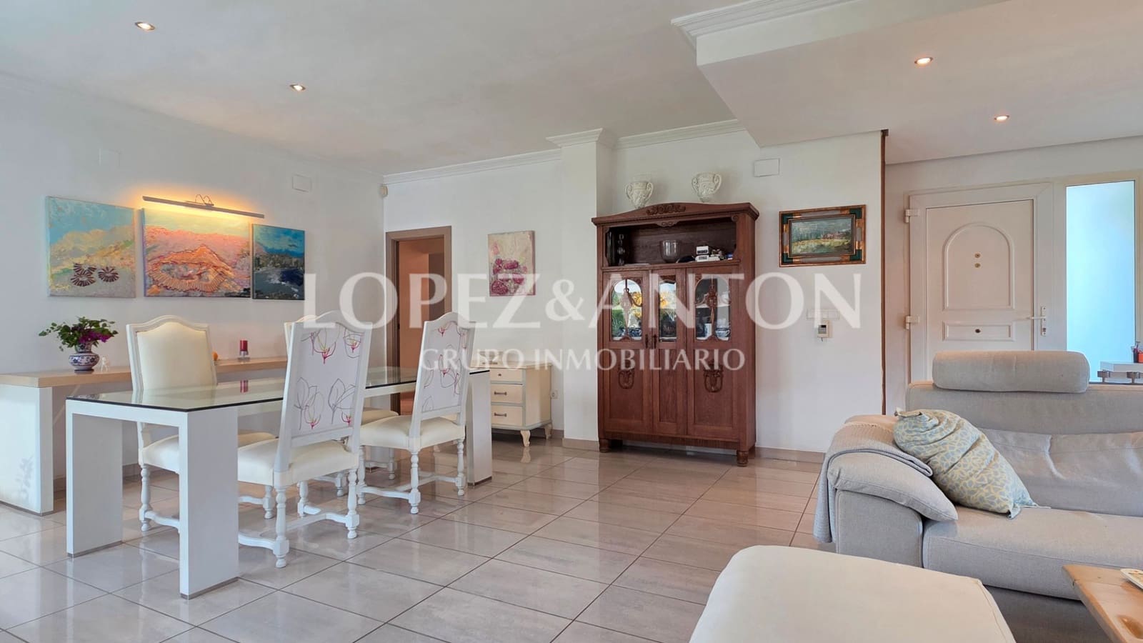 5 Zimmer Villa zu verkaufen in L'Eliana mit Pool Garage - 925.000 € (Ref: 9460854)