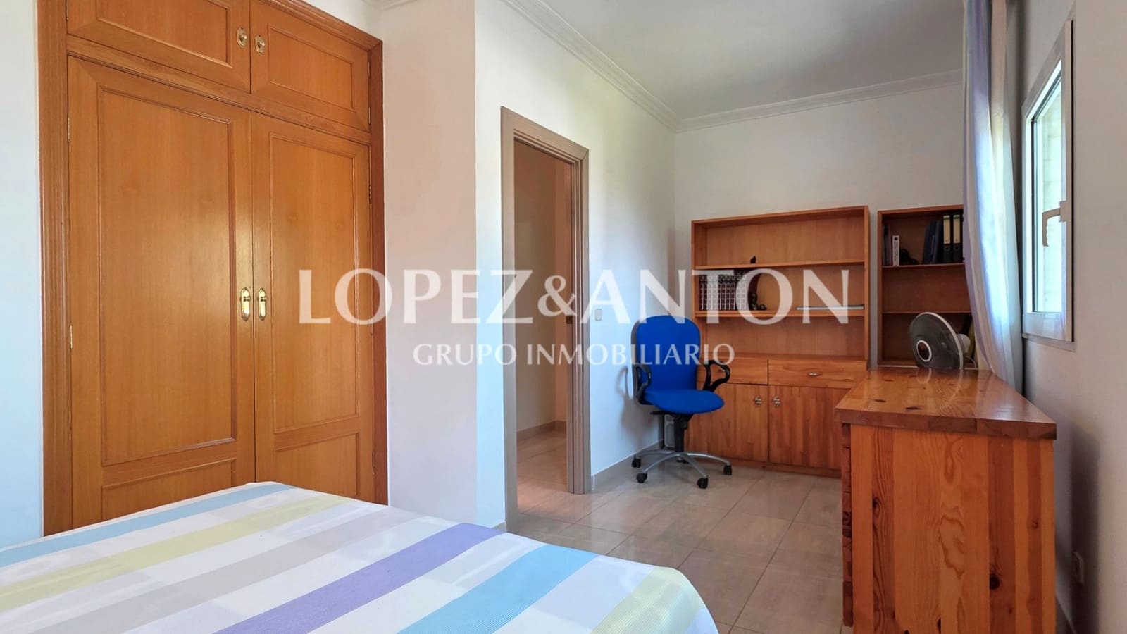 5 Zimmer Villa zu verkaufen in L'Eliana mit Pool Garage - 925.000 € (Ref: 9460854)