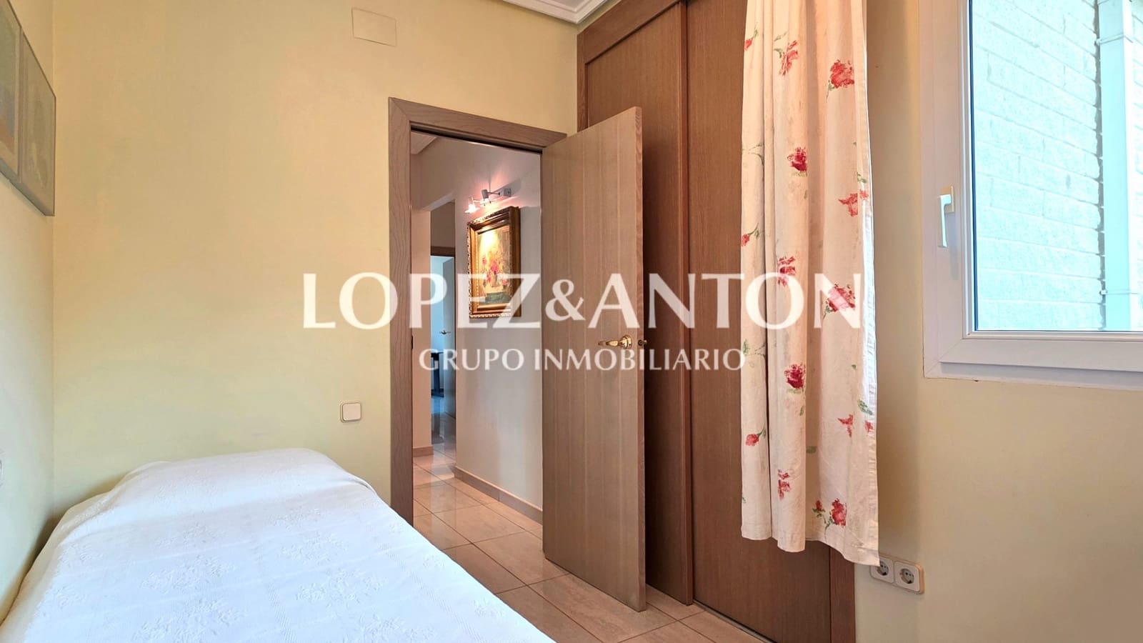 5 Zimmer Villa zu verkaufen in L'Eliana mit Pool Garage - 925.000 € (Ref: 9460854)