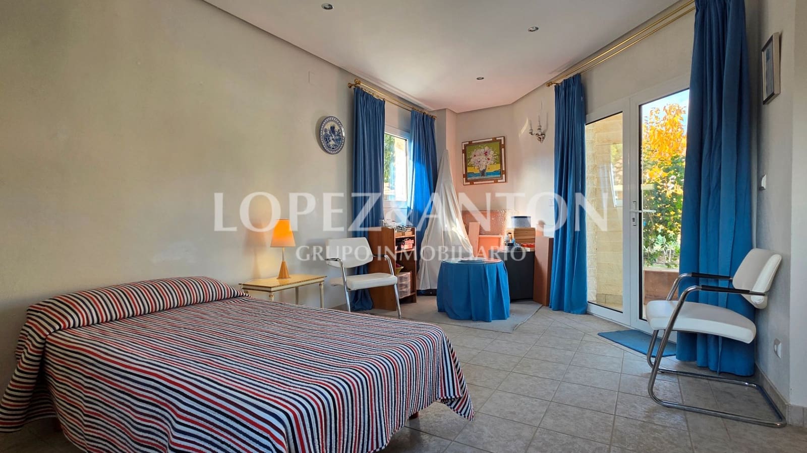 5 Zimmer Villa zu verkaufen in L'Eliana mit Pool Garage - 925.000 € (Ref: 9460854)