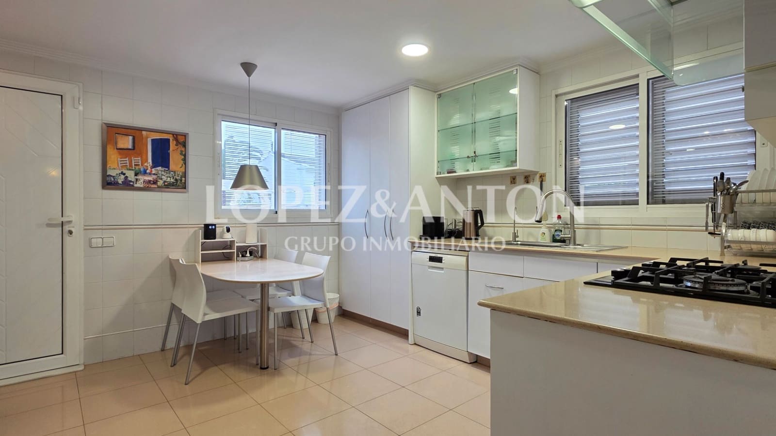 4 bedroom Villa for sale in L'Eliana with pool garage - € 785,000 (Ref: 9509027)