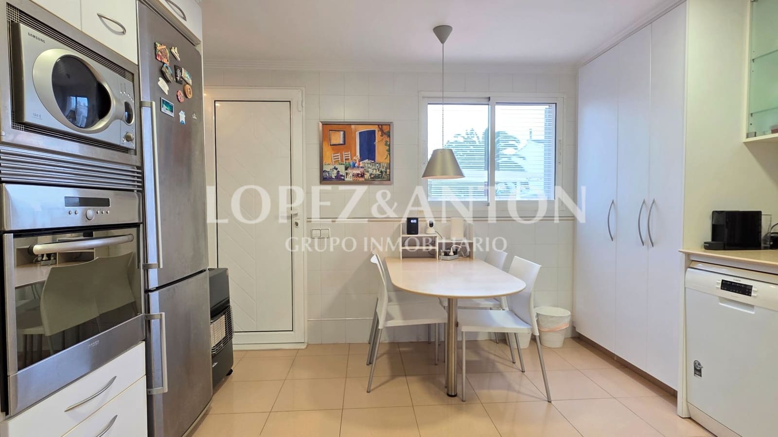 4 bedroom Villa for sale in L'Eliana with pool garage - € 785,000 (Ref: 9509027)