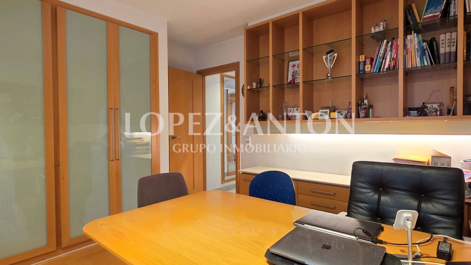 4 bedroom Villa for sale in L'Eliana with pool garage - € 785,000 (Ref: 9509027)