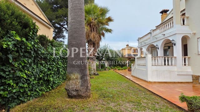 4 slaapkamer Villa te koop in L'Eliana met zwembad garage - € 785.000 (Ref: 9509027)