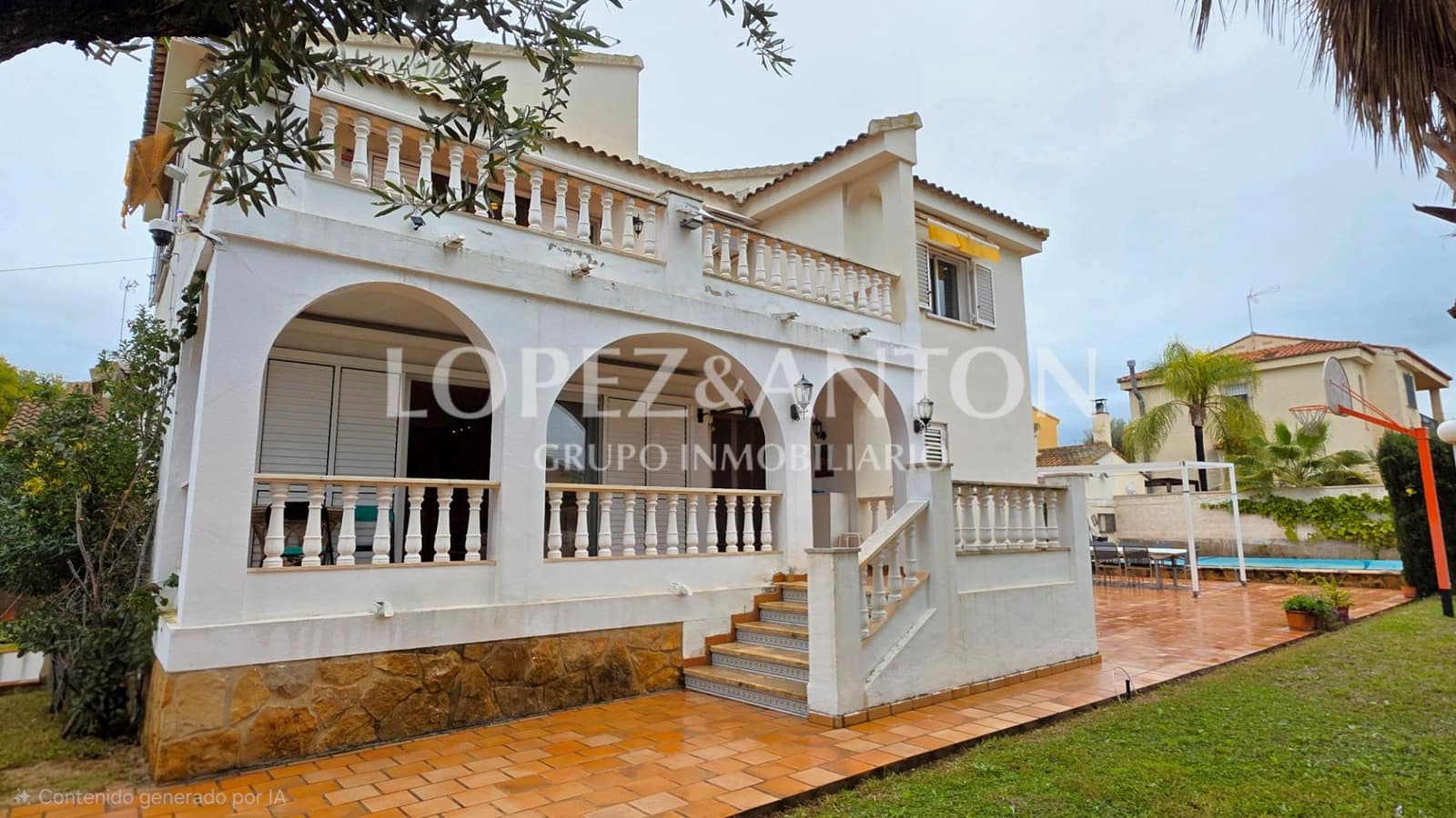 4 bedroom Villa for sale in L'Eliana with pool garage - € 785,000 (Ref: 9509027)