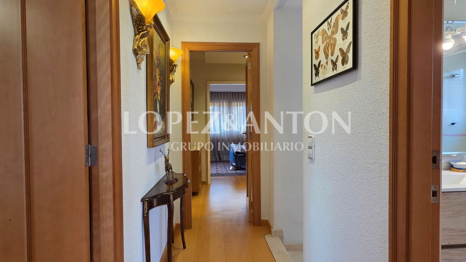 4 bedroom Villa for sale in L'Eliana with pool garage - € 785,000 (Ref: 9509027)