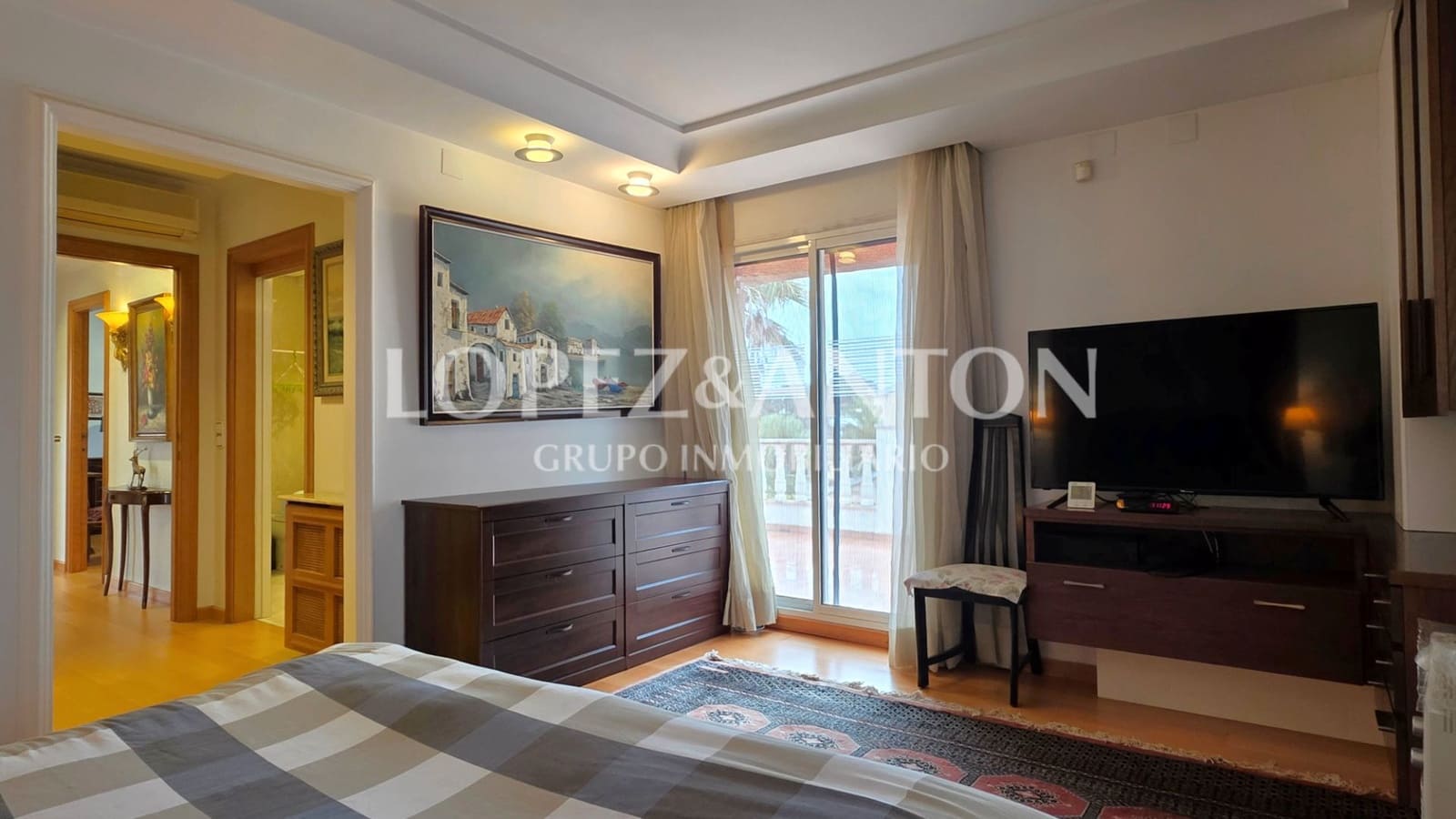 4 bedroom Villa for sale in L'Eliana with pool garage - € 785,000 (Ref: 9509027)