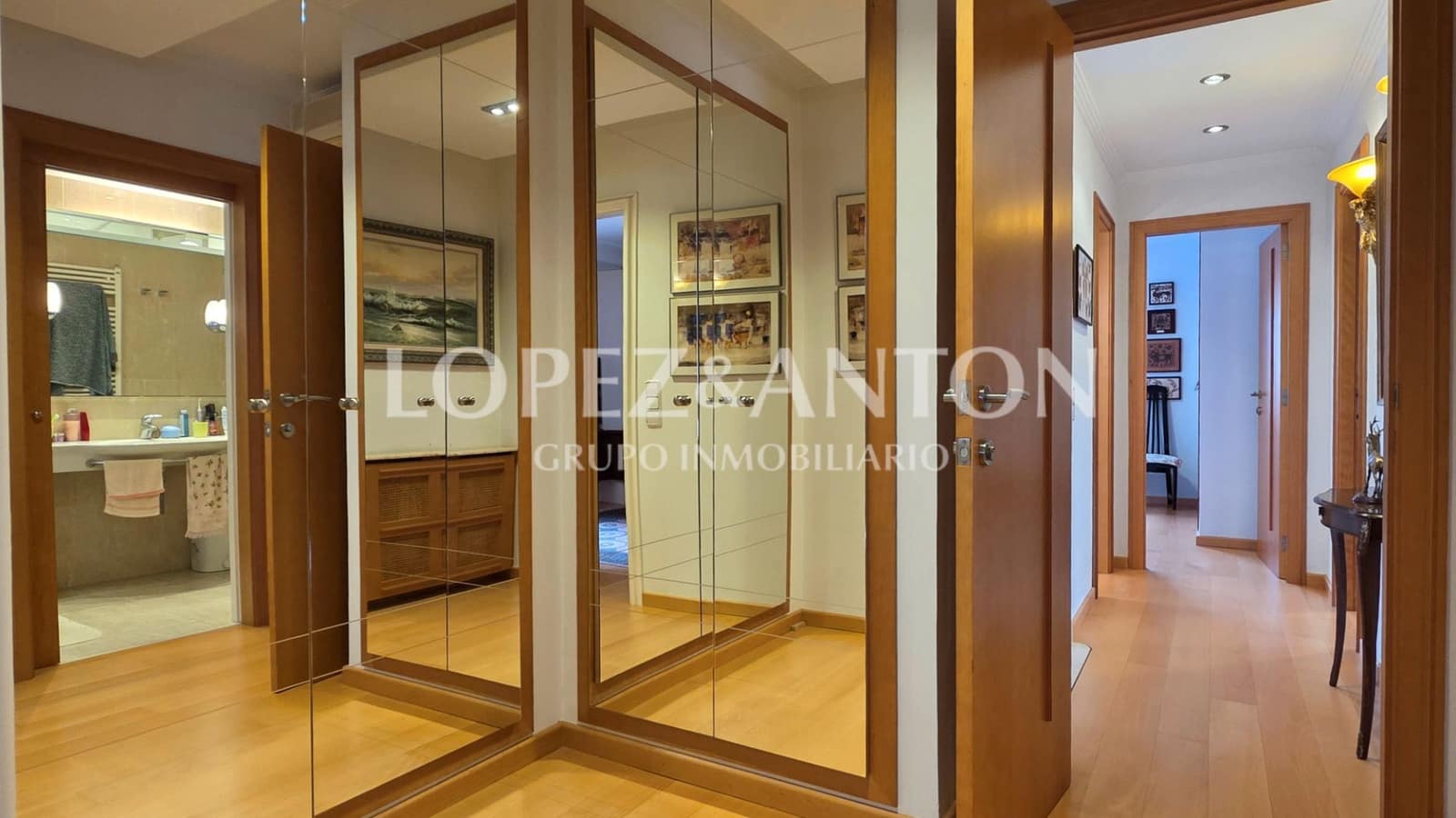 4 bedroom Villa for sale in L'Eliana with pool garage - € 785,000 (Ref: 9509027)