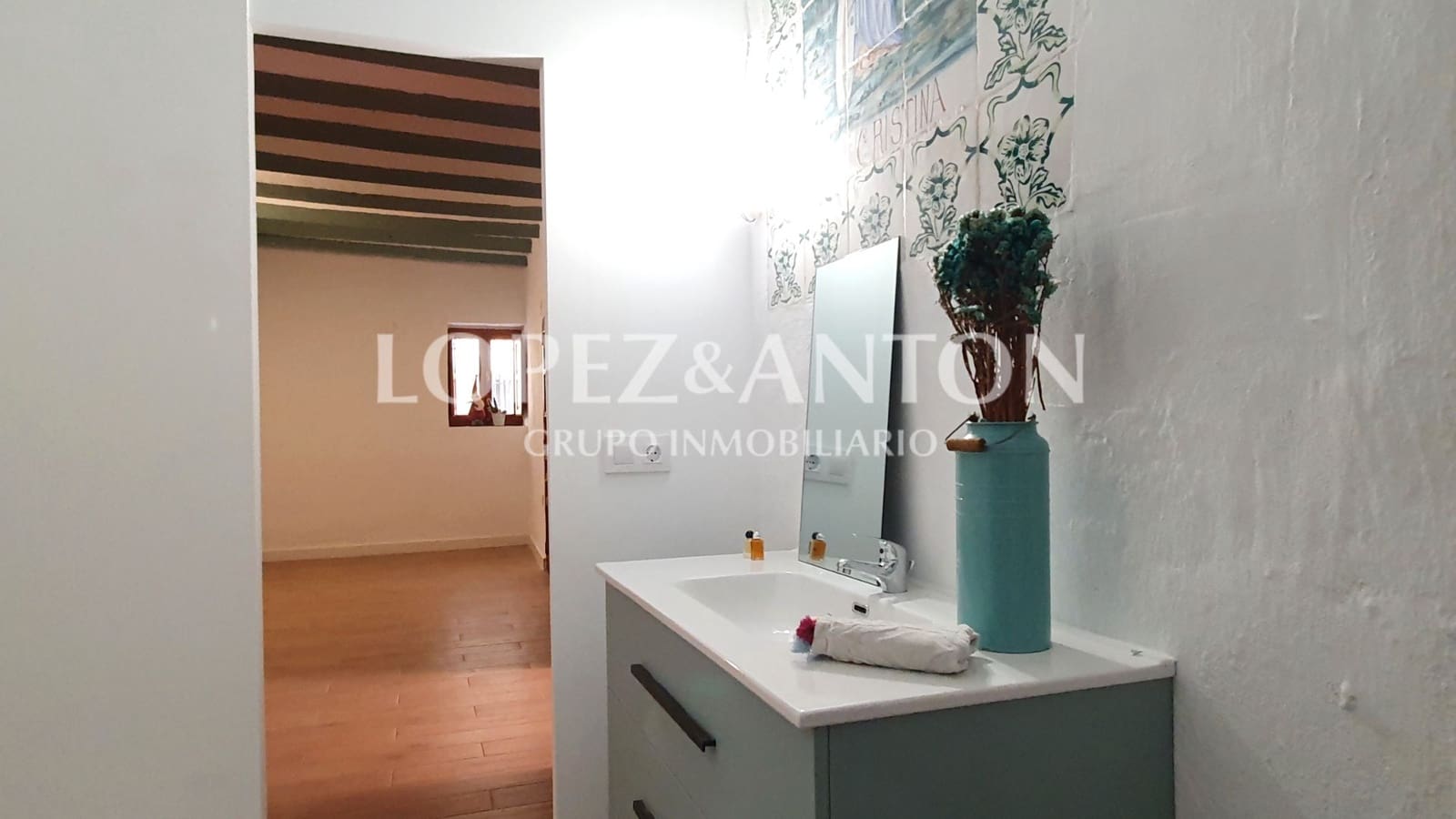 3 sovrum Hus till salu i La Pobla de Vallbona - 450 000 € (Ref: 9562227)