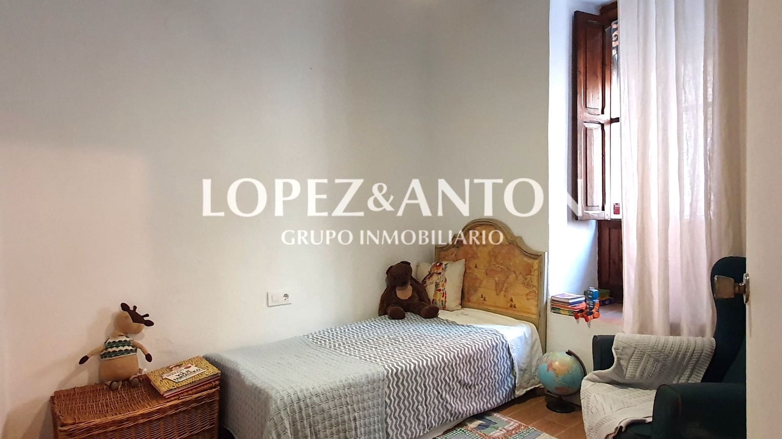 3 sovrum Hus till salu i La Pobla de Vallbona - 450 000 € (Ref: 9562227)