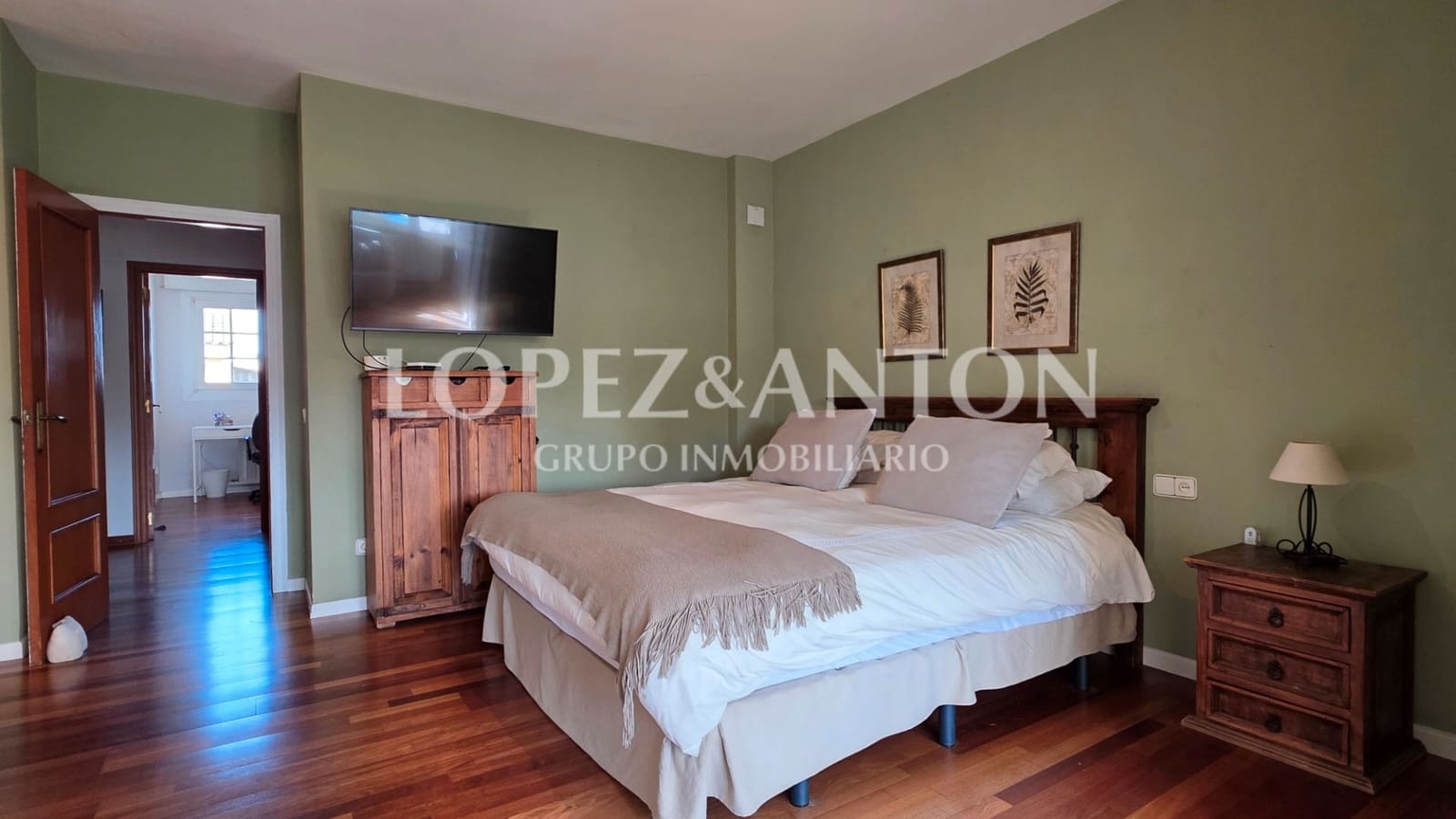 5 bedroom Villa for sale in L'Eliana with pool garage - € 875,000 (Ref: 9590615)