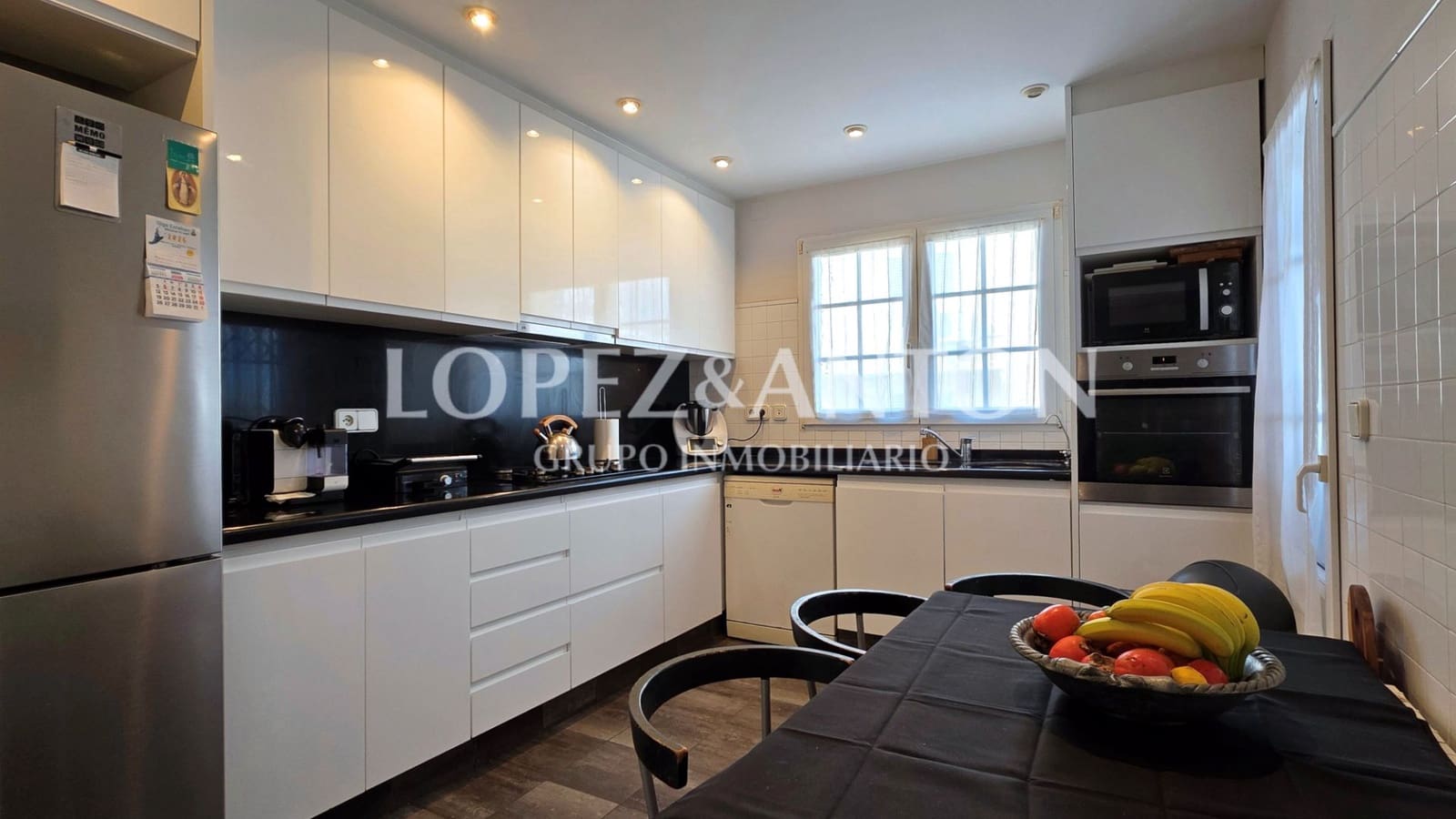 5 bedroom Villa for sale in L'Eliana with pool garage - € 875,000 (Ref: 9590615)