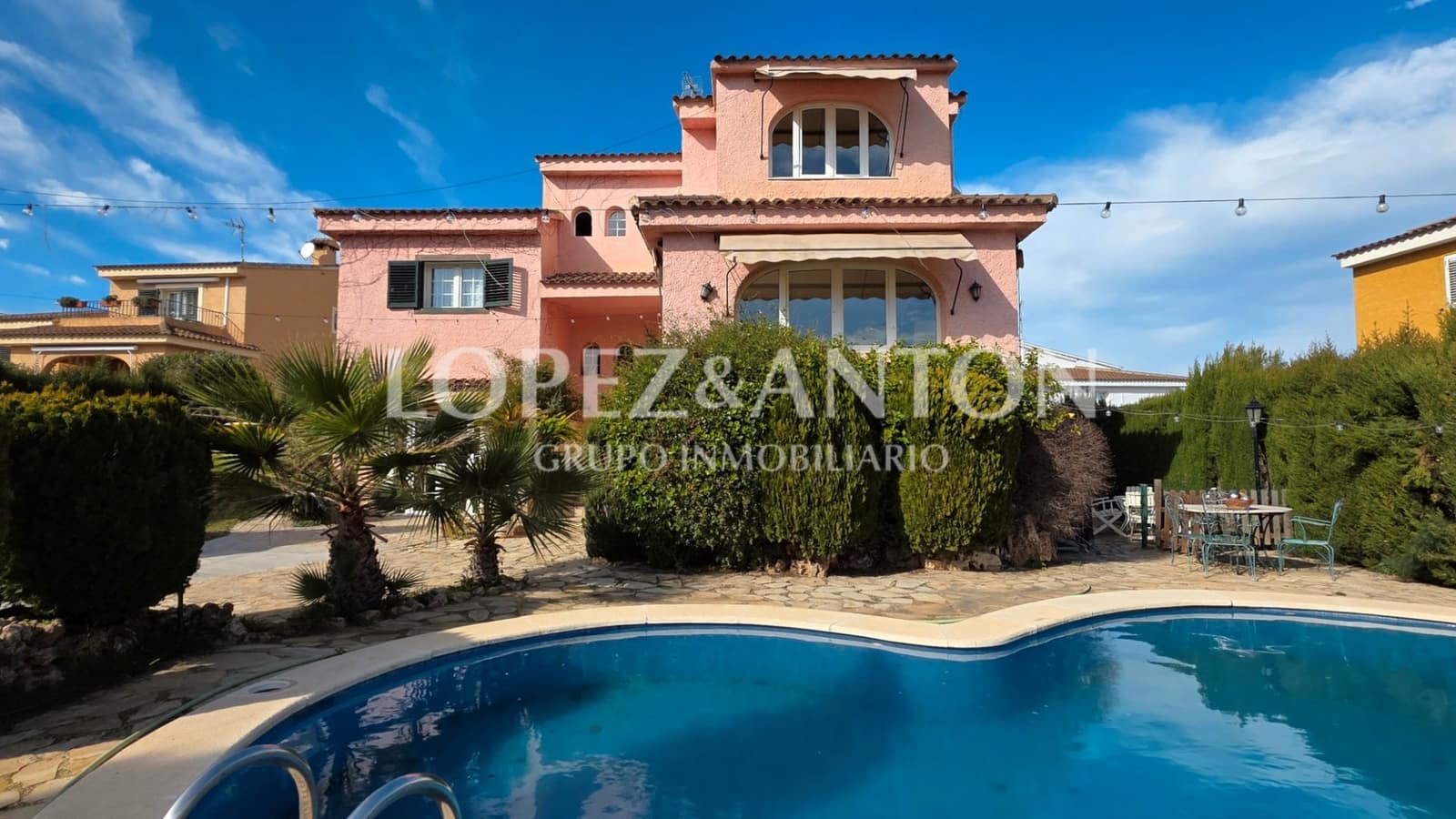 5 bedroom Villa for sale in L'Eliana with pool garage - € 875,000 (Ref: 9590615)