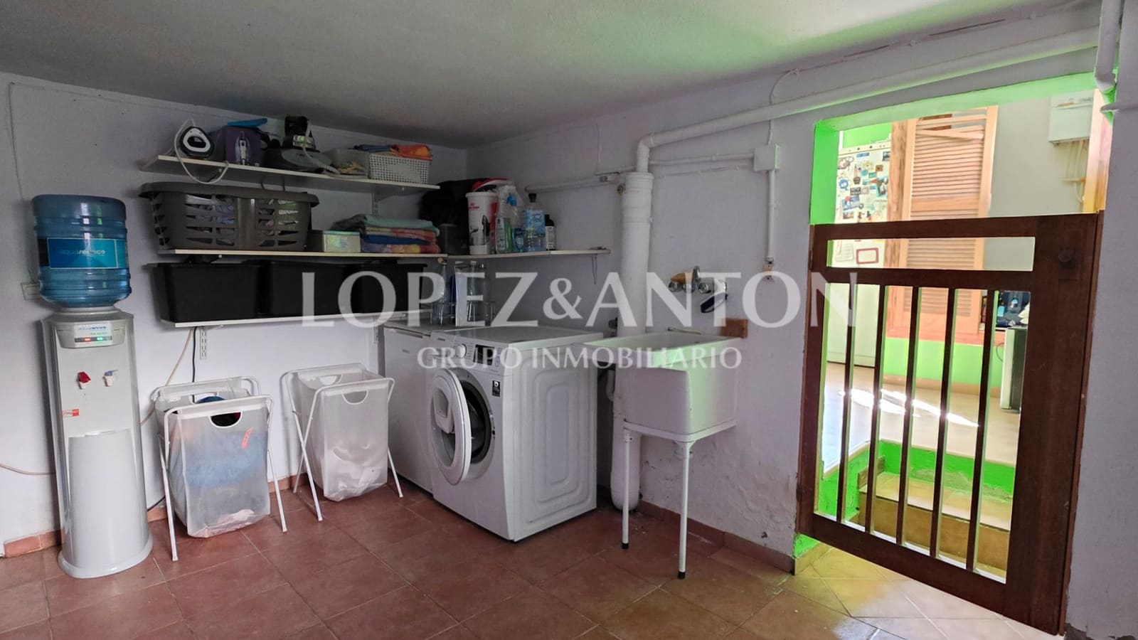 5 bedroom Villa for sale in L'Eliana with pool garage - € 875,000 (Ref: 9590615)