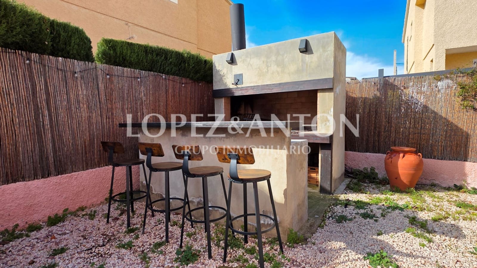 5 bedroom Villa for sale in L'Eliana with pool garage - € 875,000 (Ref: 9590615)