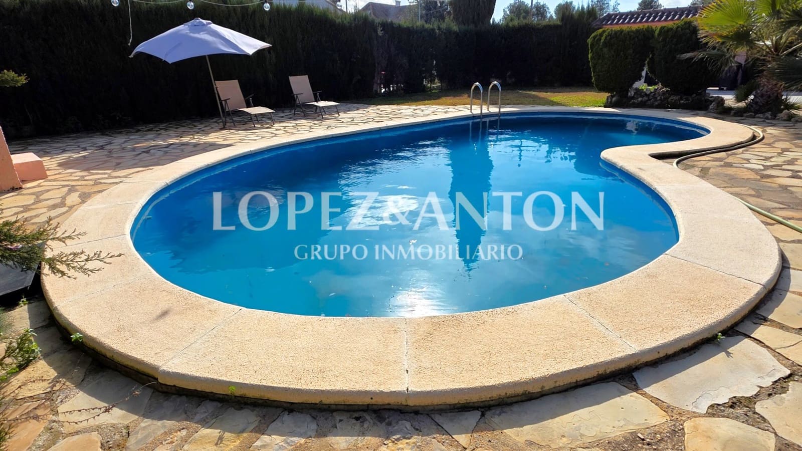 5 bedroom Villa for sale in L'Eliana with pool garage - € 875,000 (Ref: 9590615)
