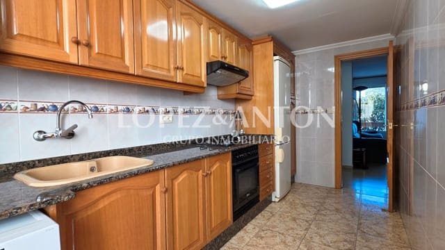 3 slaapkamer Flat te koop in L'Eliana - € 210.000 (Ref: 9618111)