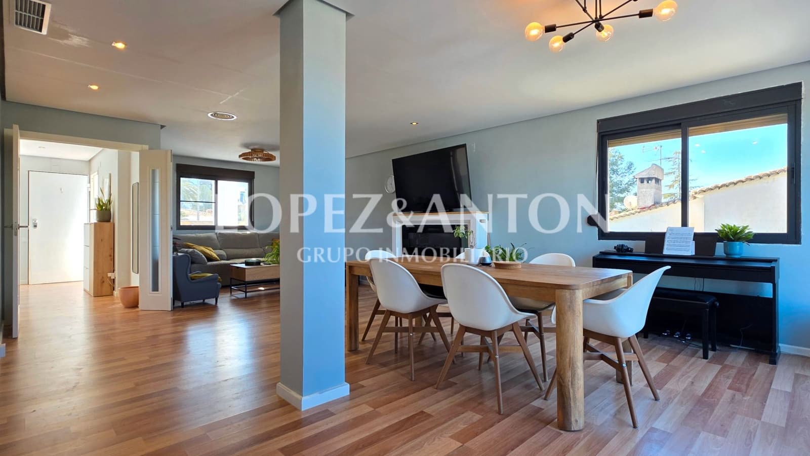 5 slaapkamer Villa te koop in L'Eliana met zwembad garage - € 895.000 (Ref: 9642463)