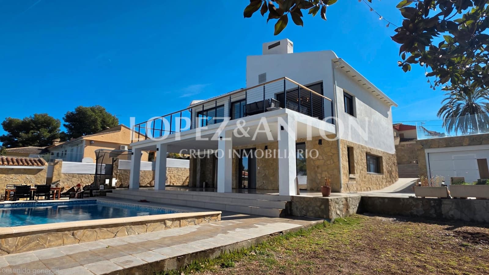 5 slaapkamer Villa te koop in L'Eliana met zwembad garage - € 895.000 (Ref: 9642463)