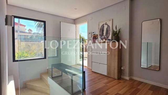 5 slaapkamer Villa te koop in L'Eliana met zwembad garage - € 895.000 (Ref: 9642463)