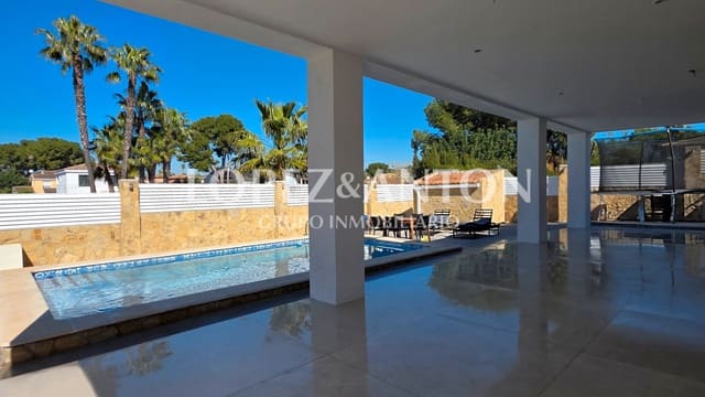 5 slaapkamer Villa te koop in L'Eliana met zwembad garage - € 895.000 (Ref: 9642463)