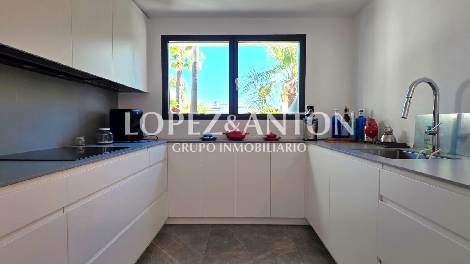 4 chambre Villa/Maison à vendre à L'Eliana avec piscine garage - 790 000 € (Ref: 9684351)