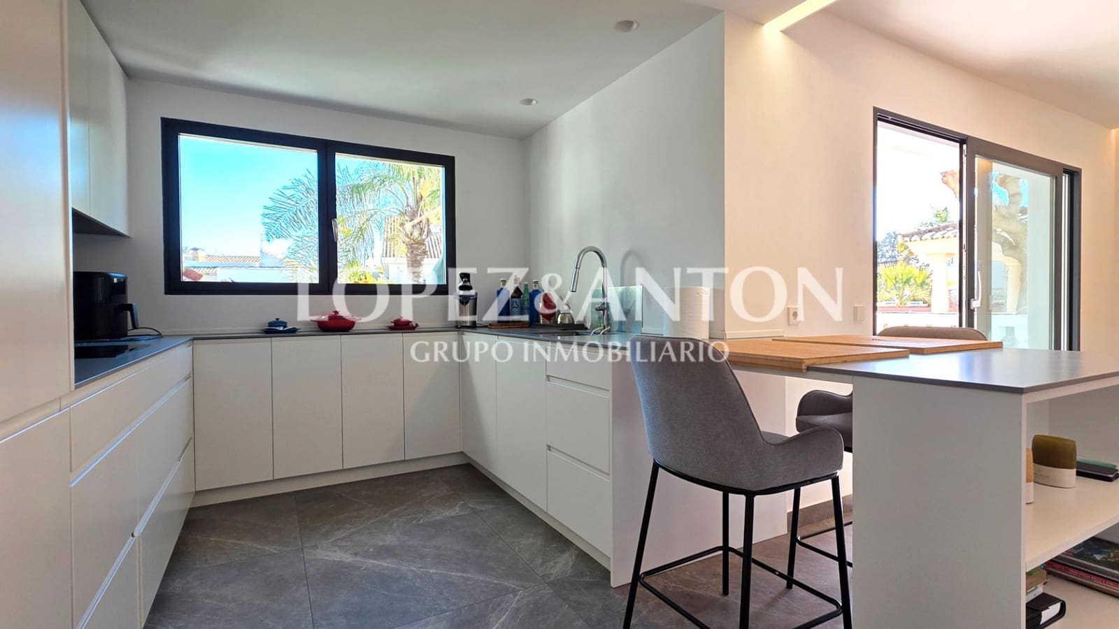 4 chambre Villa/Maison à vendre à L'Eliana avec piscine garage - 790 000 € (Ref: 9684351)