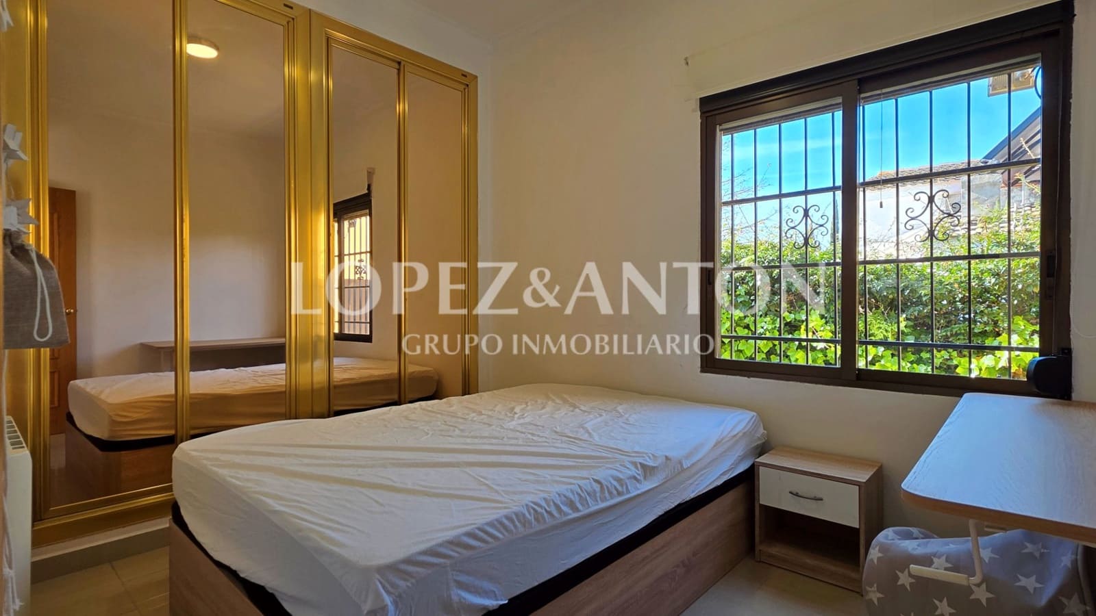 6 soverom Villa til salgs i L'Eliana med svømmebasseng garasje - € 550 000 (Ref: 9684352)