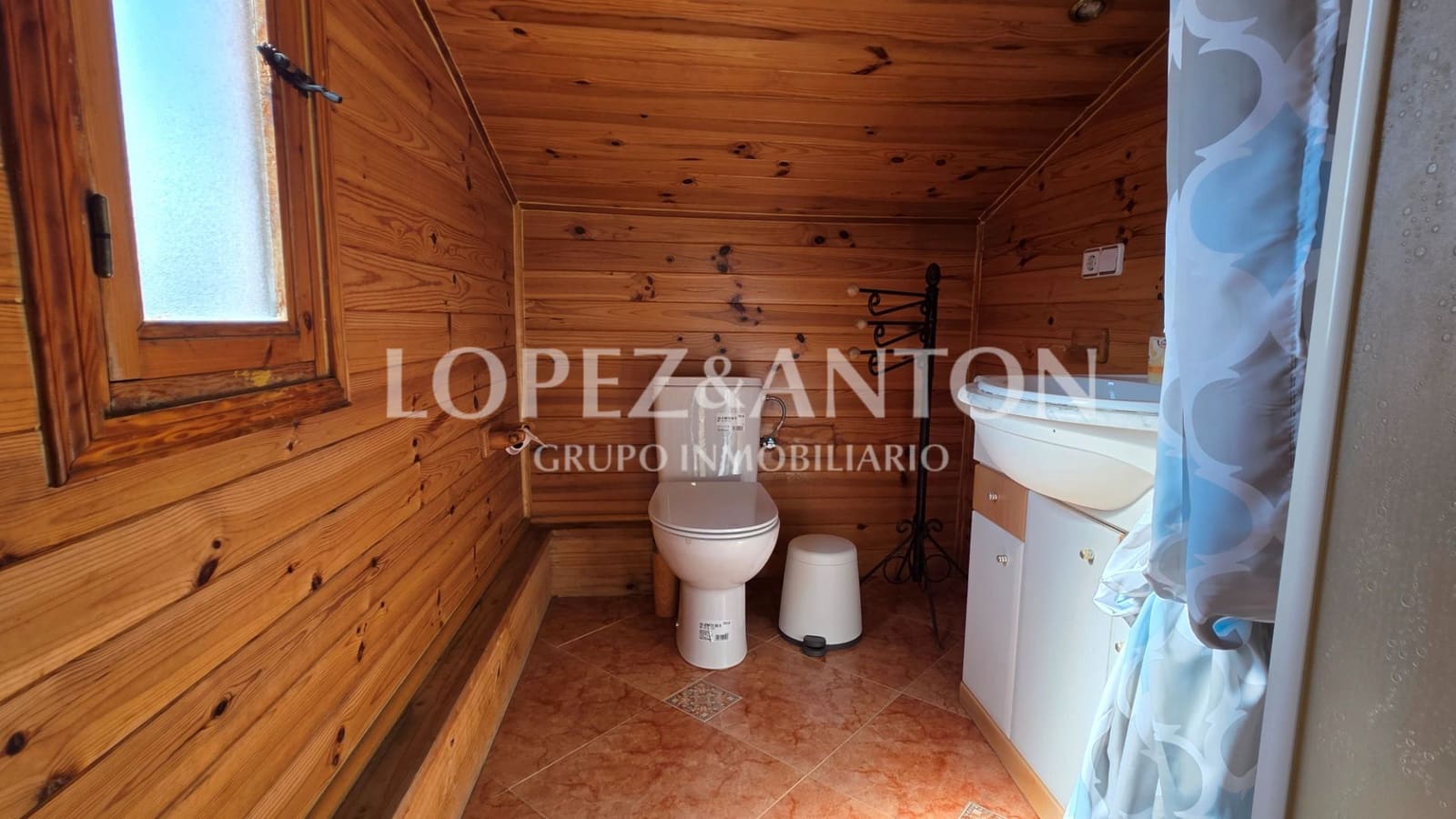 6 soverom Villa til salgs i L'Eliana med svømmebasseng garasje - € 550 000 (Ref: 9684352)