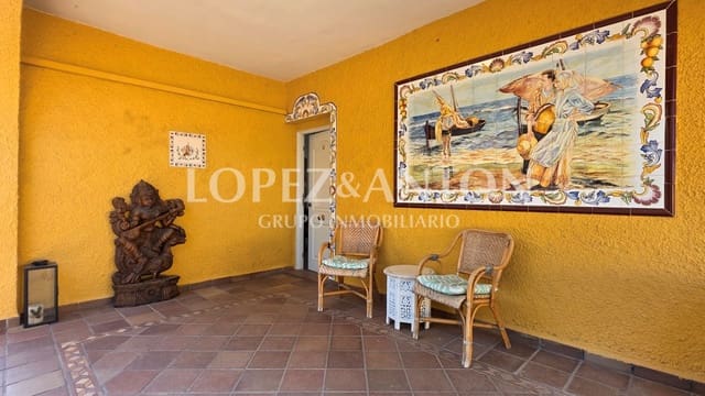 6 soverom Villa til salgs i L'Eliana med svømmebasseng garasje - € 550 000 (Ref: 9684352)