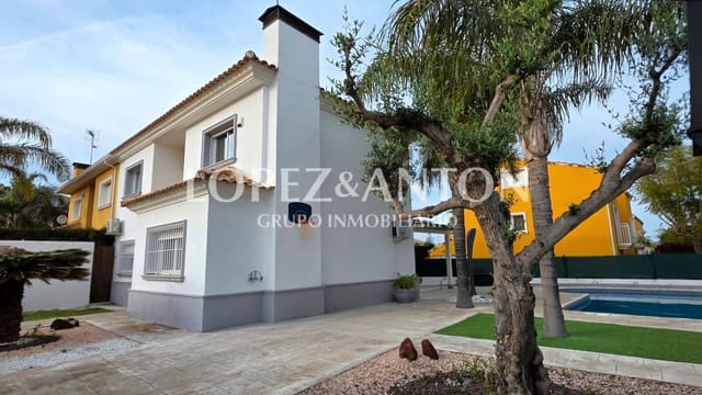 4 makuuhuone Paritalo myytävänä paikassa L'Eliana mukana uima-altaan 
autotalli - 460 000 € (Ref: 9713530)