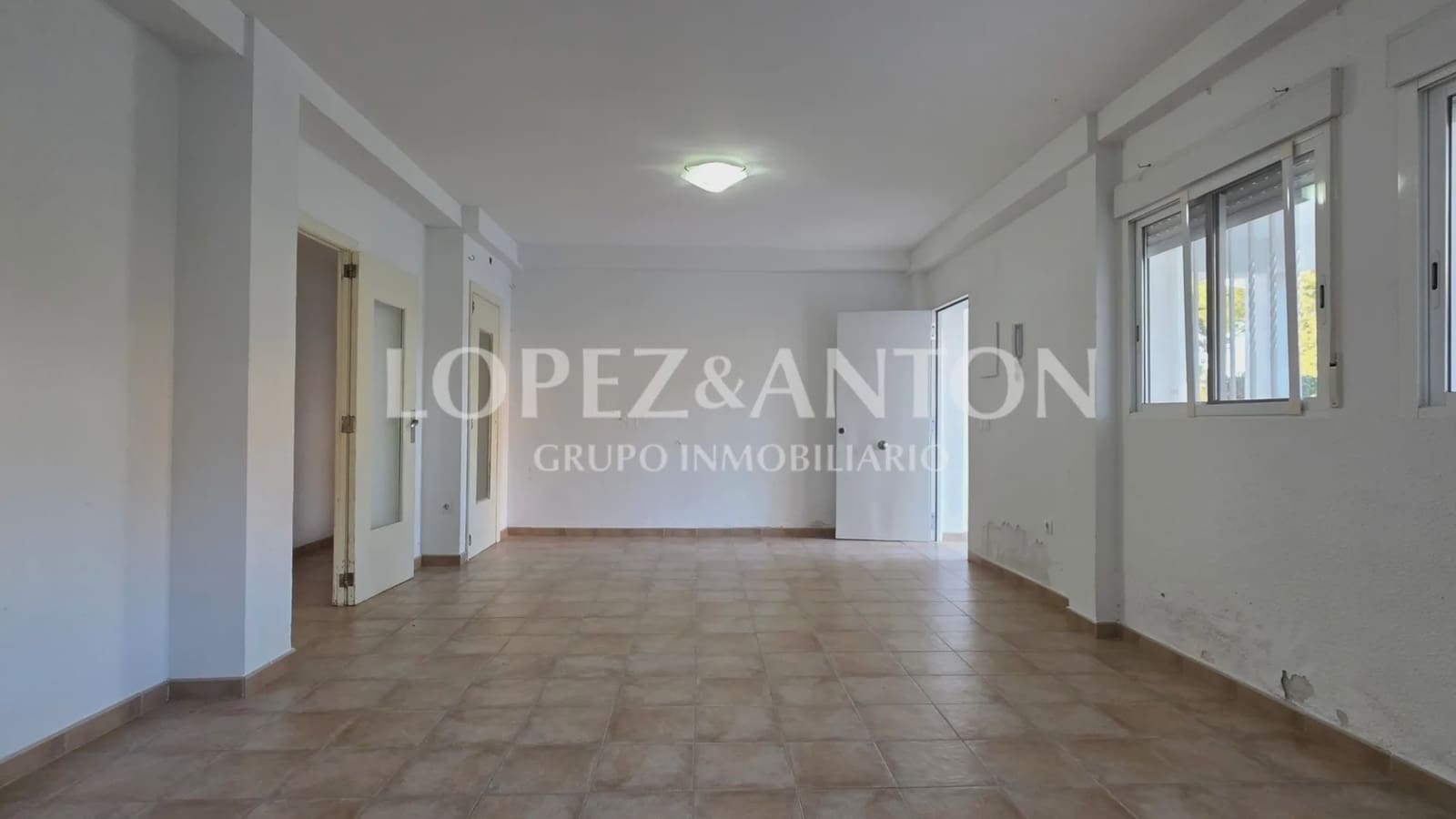 3 quarto Moradia para venda em Paterna com garagem - 450 000 € (Ref: 9720477)