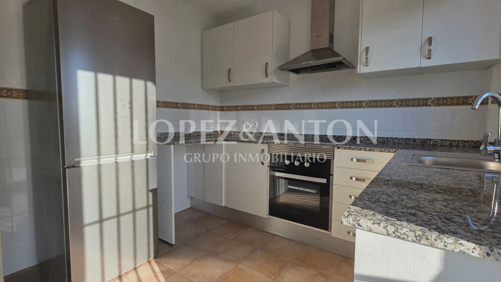 3 quarto Moradia para venda em Paterna com garagem - 450 000 € (Ref: 9720477)