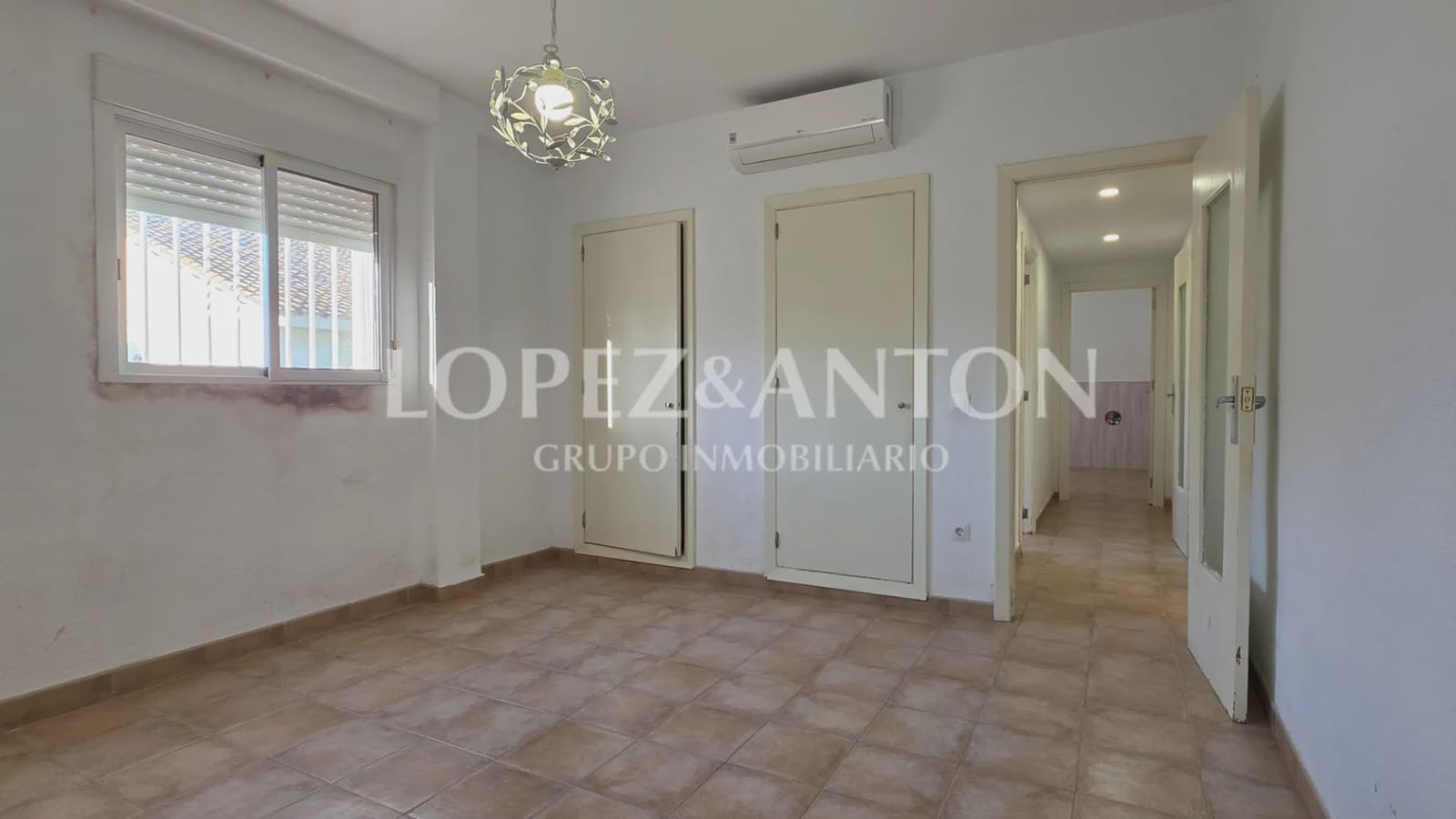 3 quarto Moradia para venda em Paterna com garagem - 450 000 € (Ref: 9720477)