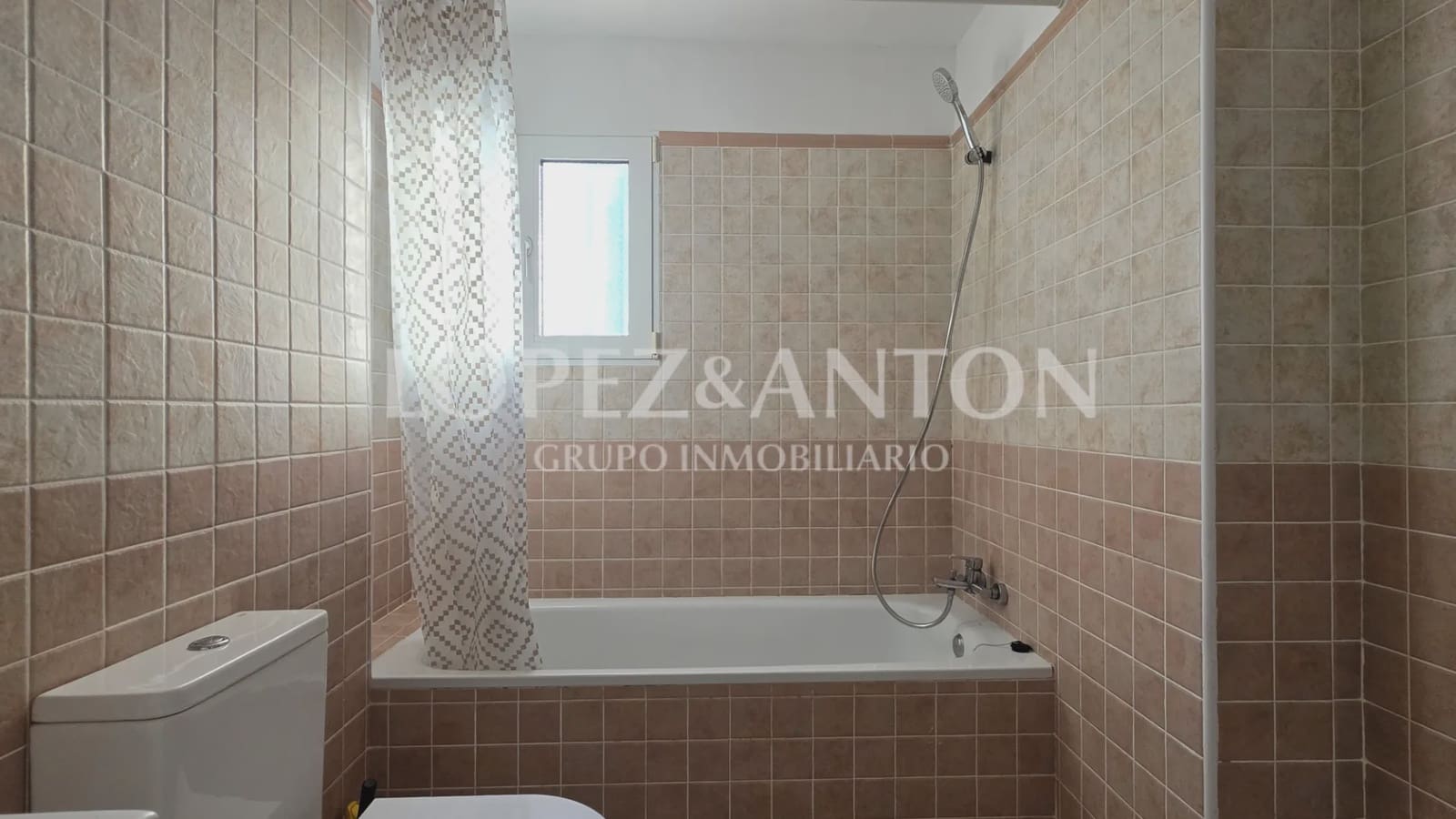 3 quarto Moradia para venda em Paterna com garagem - 450 000 € (Ref: 9720477)