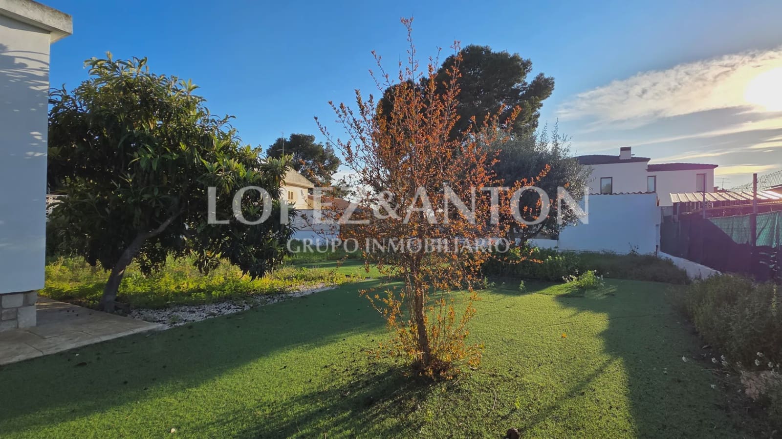 3 quarto Moradia para venda em Paterna com garagem - 450 000 € (Ref: 9720477)