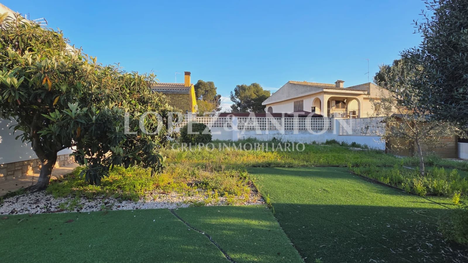 3 quarto Moradia para venda em Paterna com garagem - 450 000 € (Ref: 9720477)