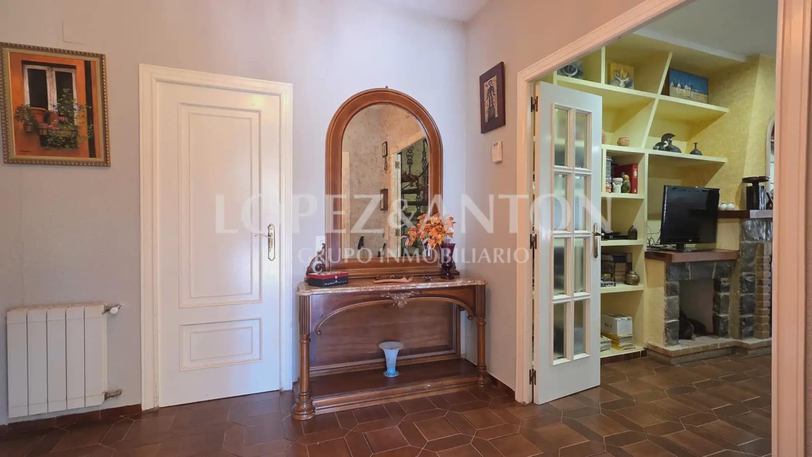 6 bedroom Villa for sale in La Pobla de Vallbona with pool garage - € 725,000 (Ref: 9733420)