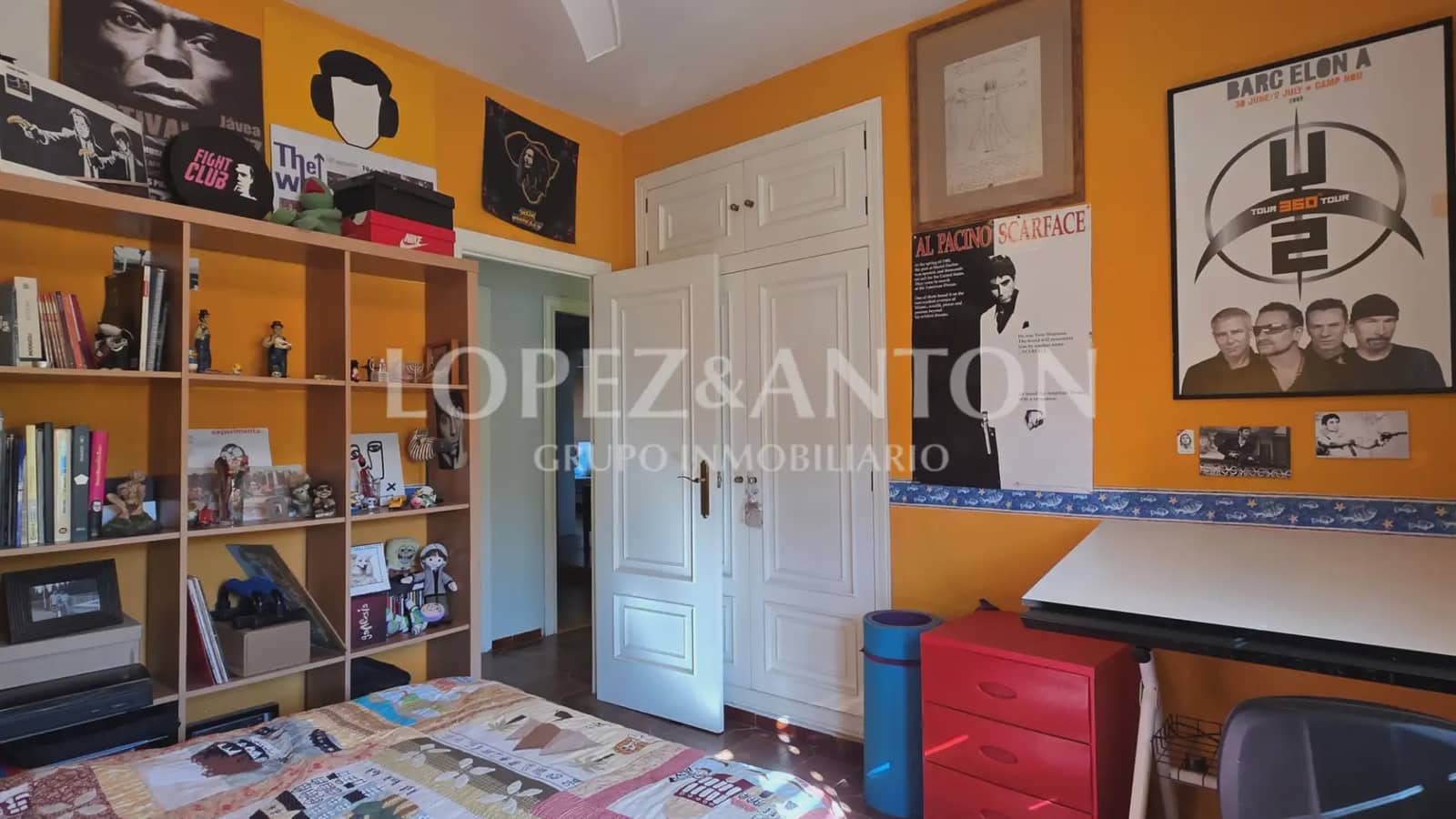 6 bedroom Villa for sale in La Pobla de Vallbona with pool garage - € 725,000 (Ref: 9733420)