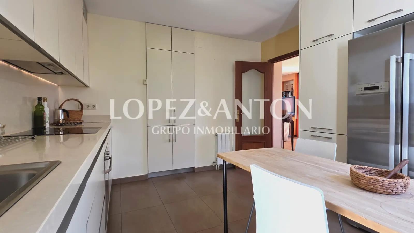 6 sovrum Villa till salu i L'Eliana med pool garage - 900 000 € (Ref: 9751099)