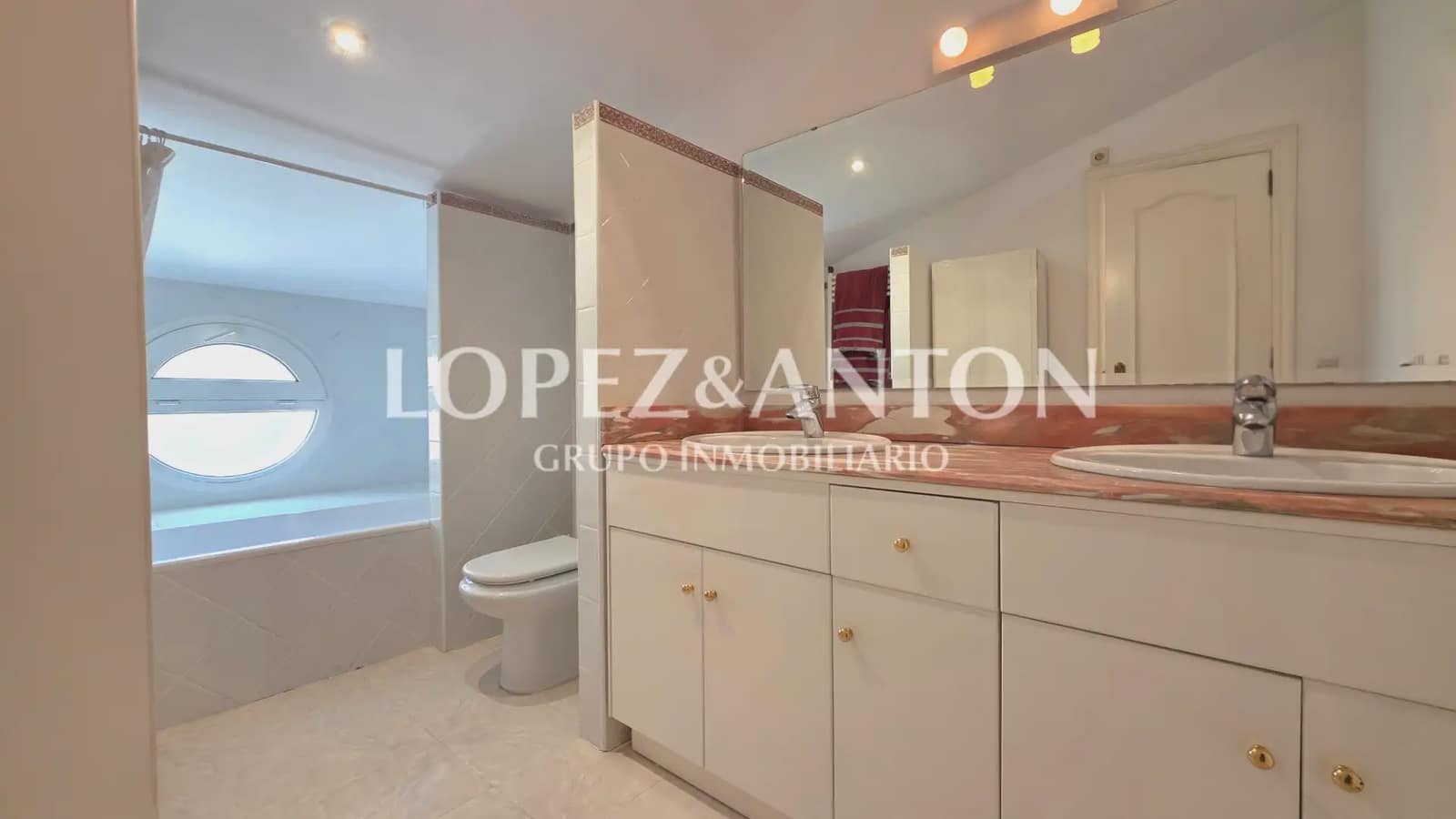 6 sovrum Villa till salu i L'Eliana med pool garage - 900 000 € (Ref: 9751099)