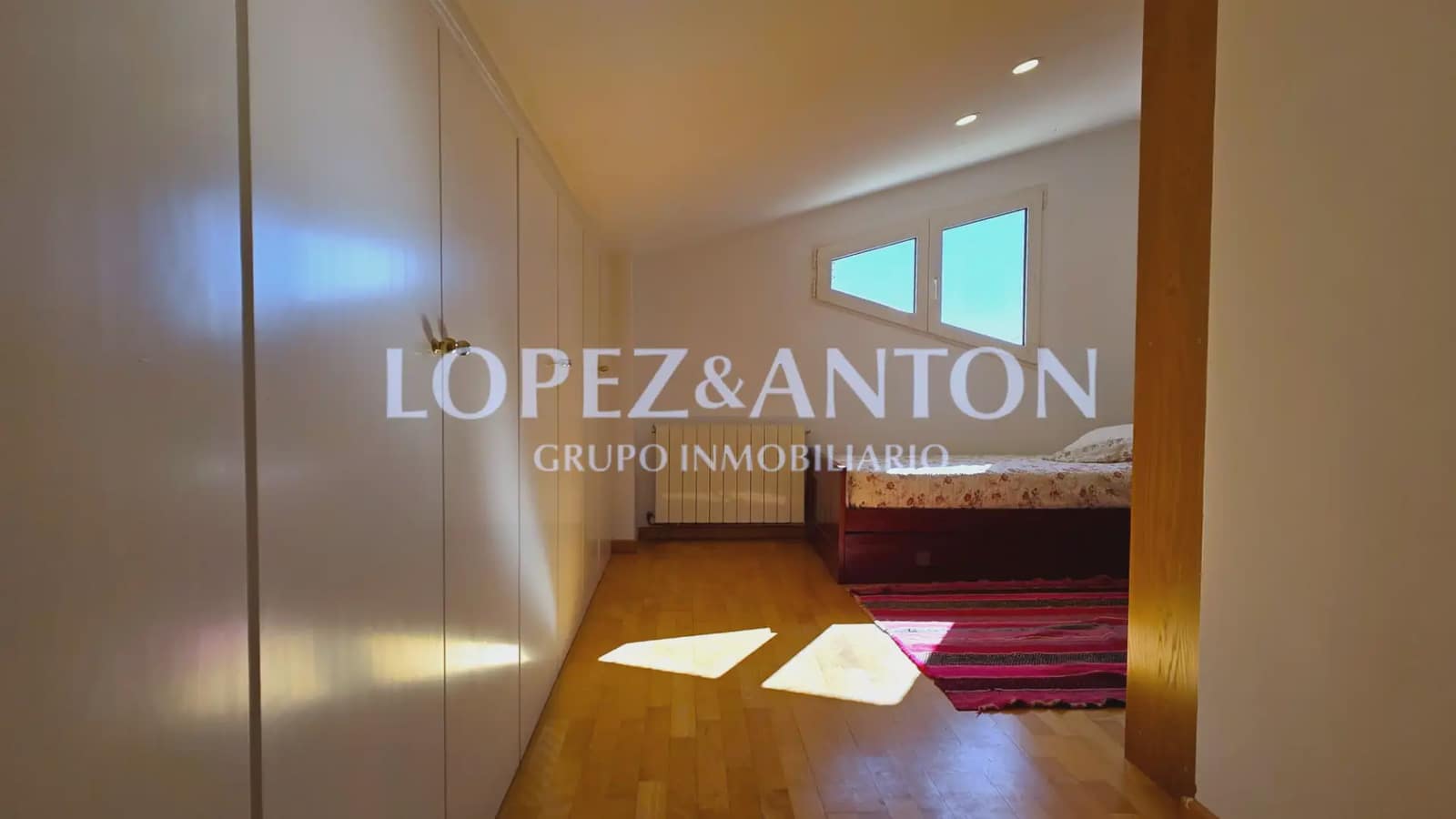 6 sovrum Villa till salu i L'Eliana med pool garage - 900 000 € (Ref: 9751099)