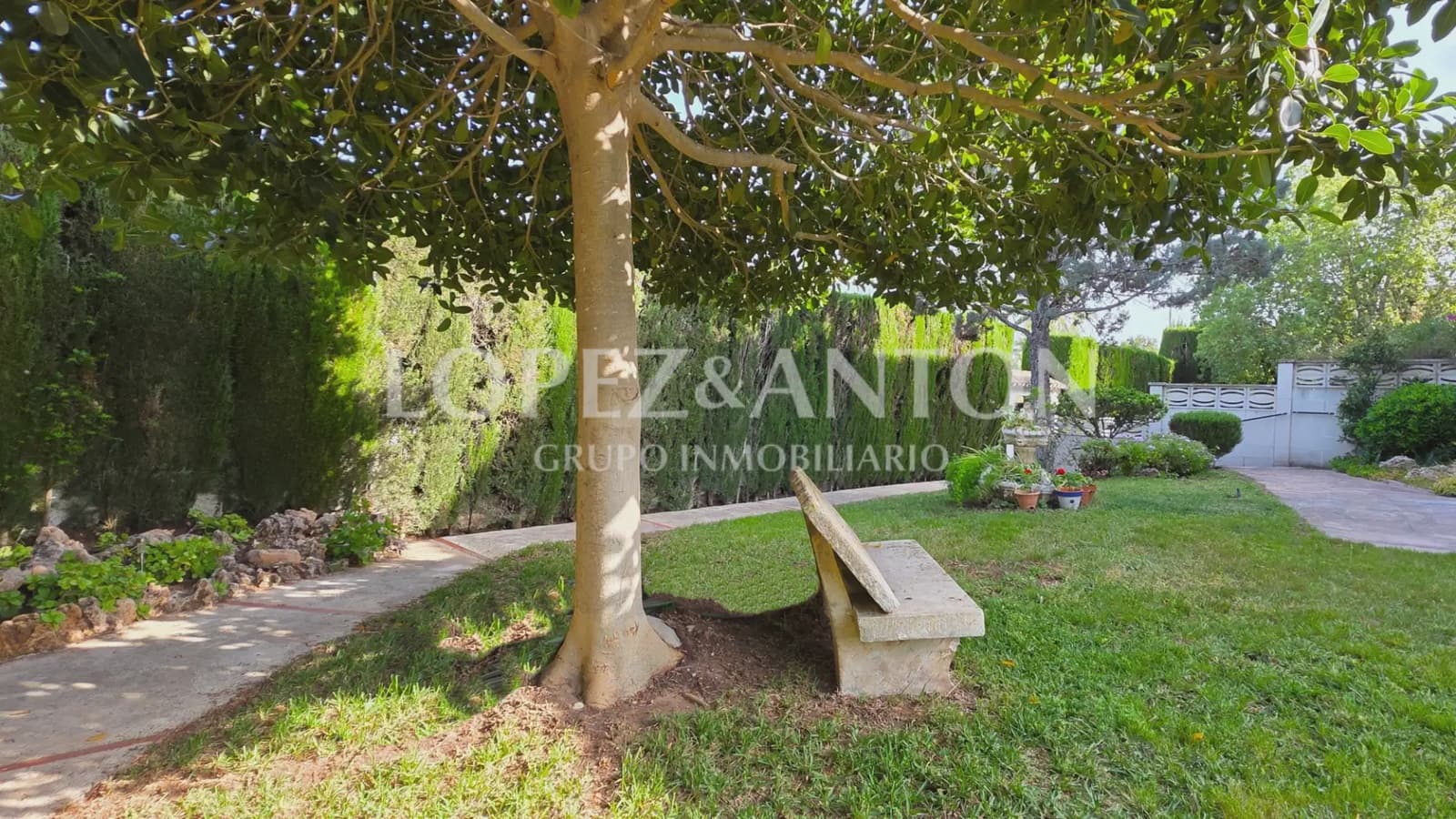 7 soverom Villa til salgs i L'Eliana med svømmebasseng garasje - € 585 000 (Ref: 9810843)