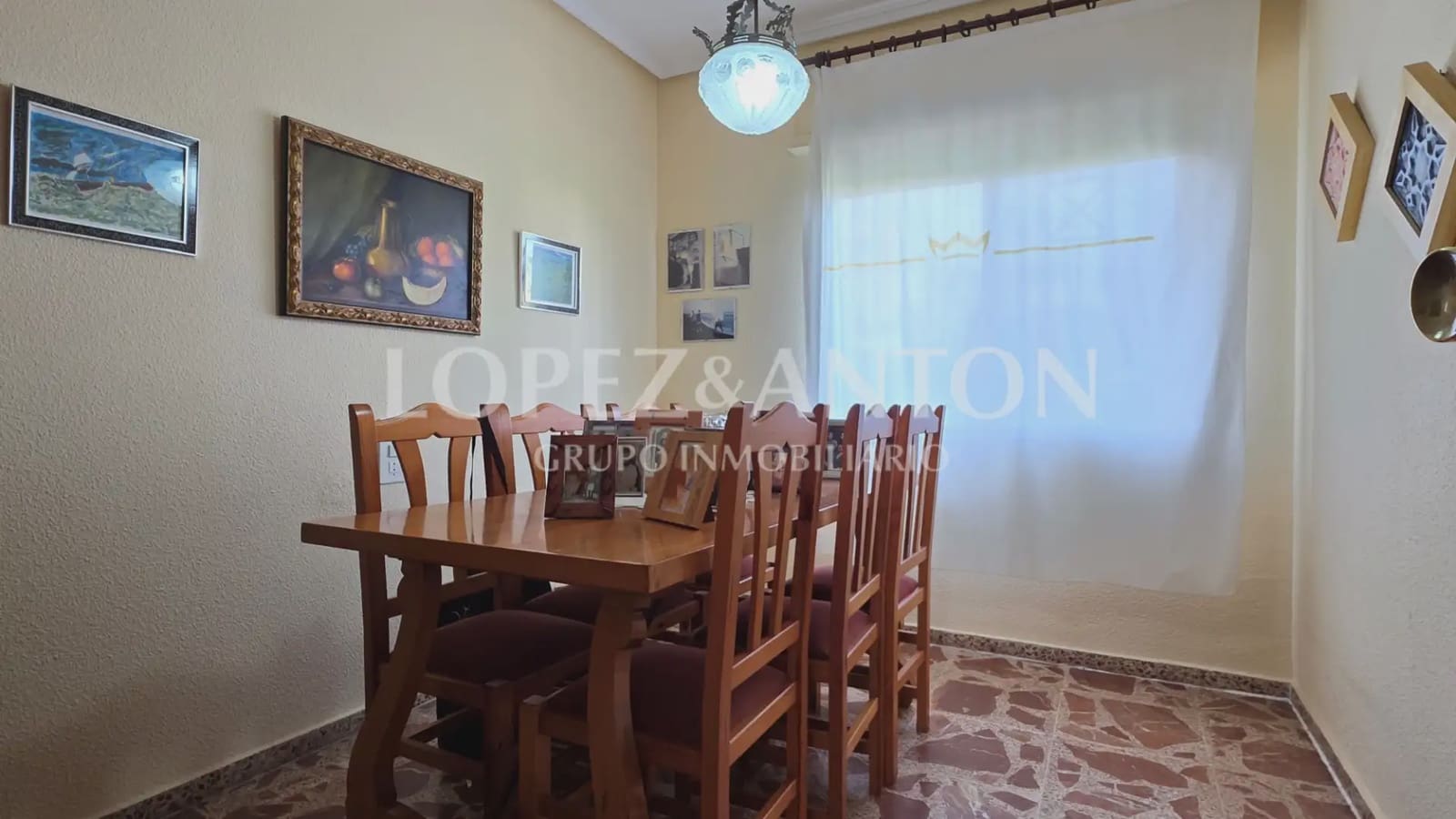 7 soverom Villa til salgs i L'Eliana med svømmebasseng garasje - € 585 000 (Ref: 9810843)