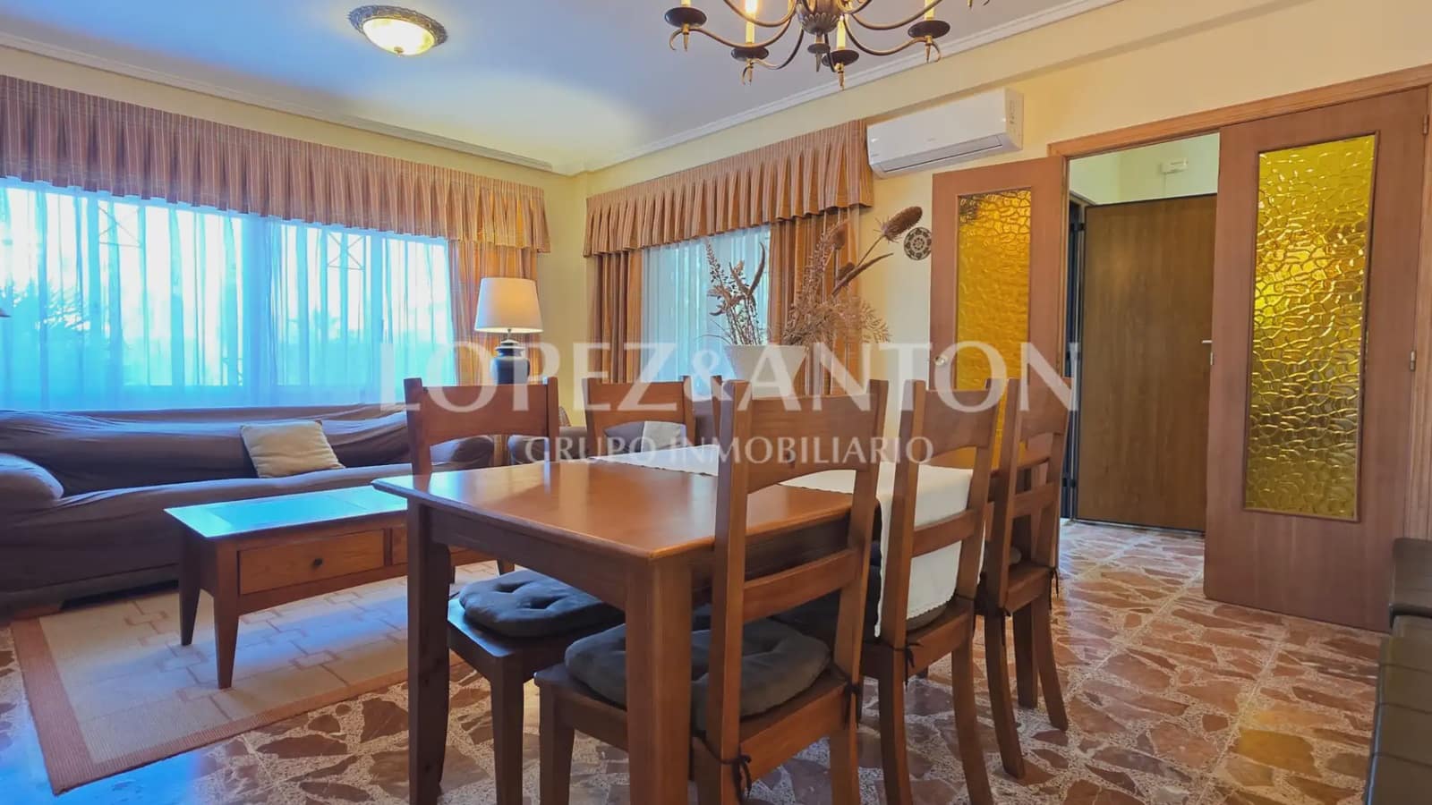 7 soverom Villa til salgs i L'Eliana med svømmebasseng garasje - € 585 000 (Ref: 9810843)