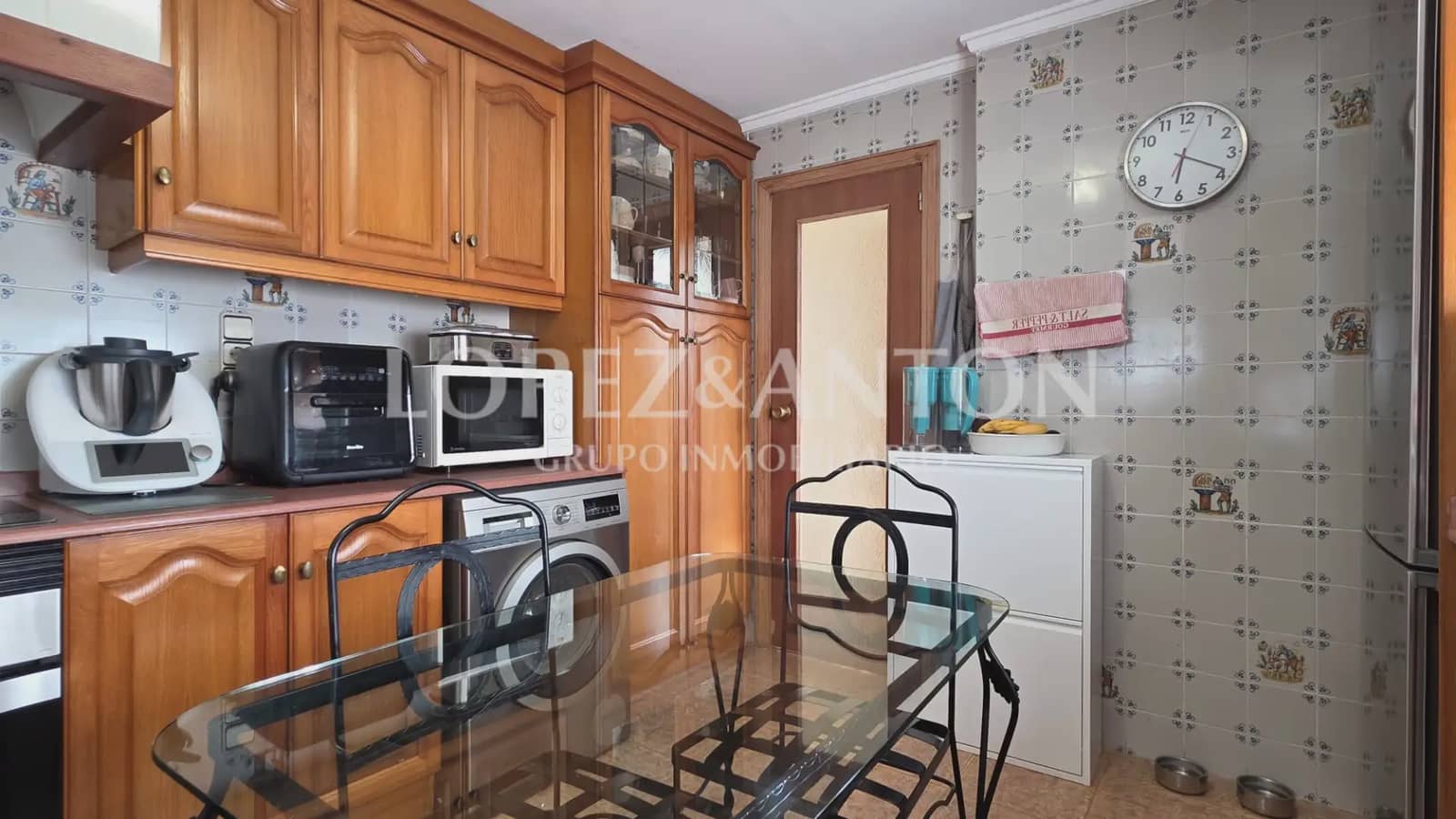 7 soverom Villa til salgs i L'Eliana med svømmebasseng garasje - € 585 000 (Ref: 9810843)