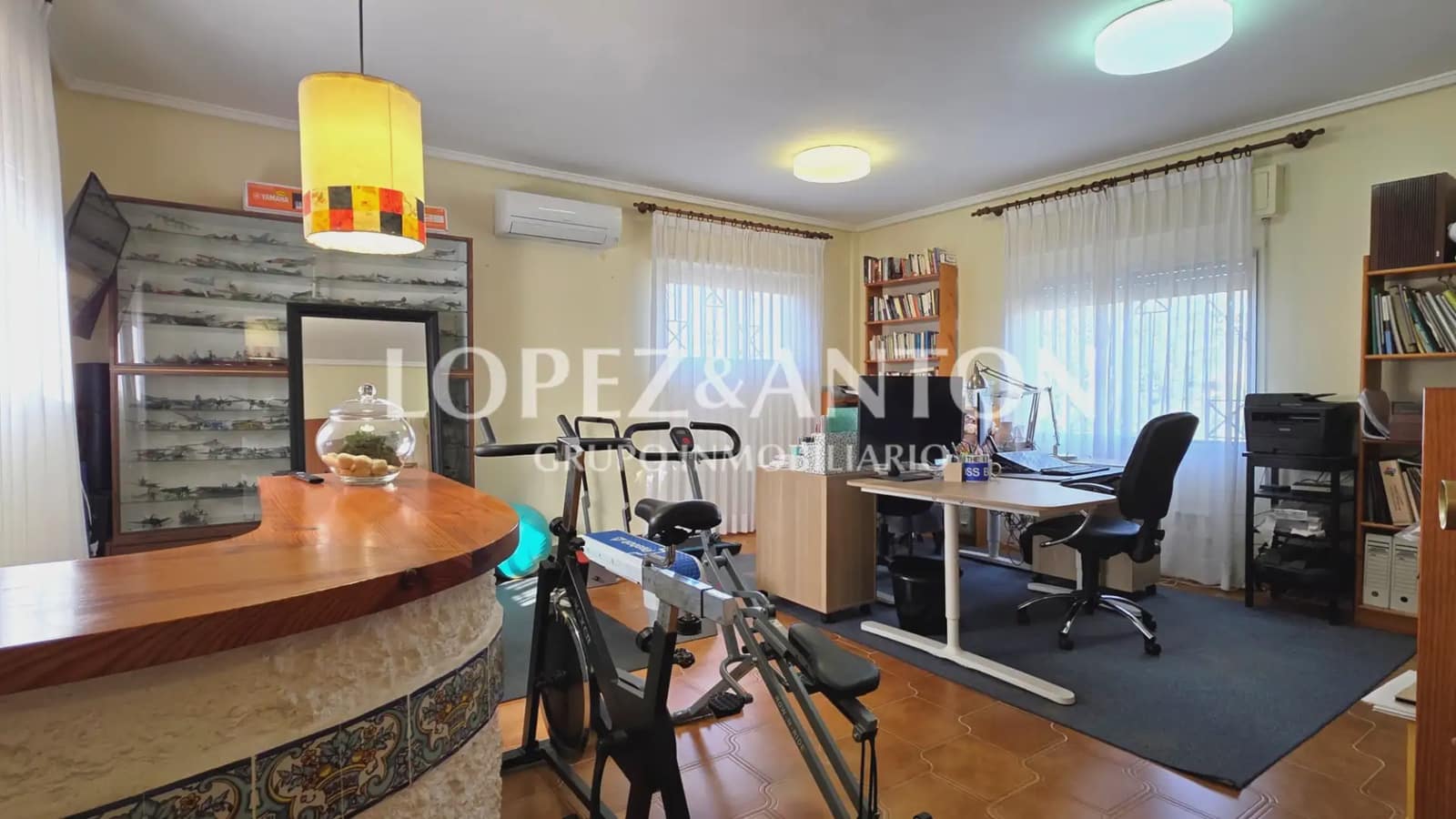 7 soverom Villa til salgs i L'Eliana med svømmebasseng garasje - € 585 000 (Ref: 9810843)