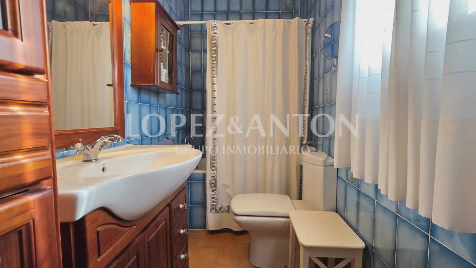 7 soverom Villa til salgs i L'Eliana med svømmebasseng garasje - € 585 000 (Ref: 9810843)